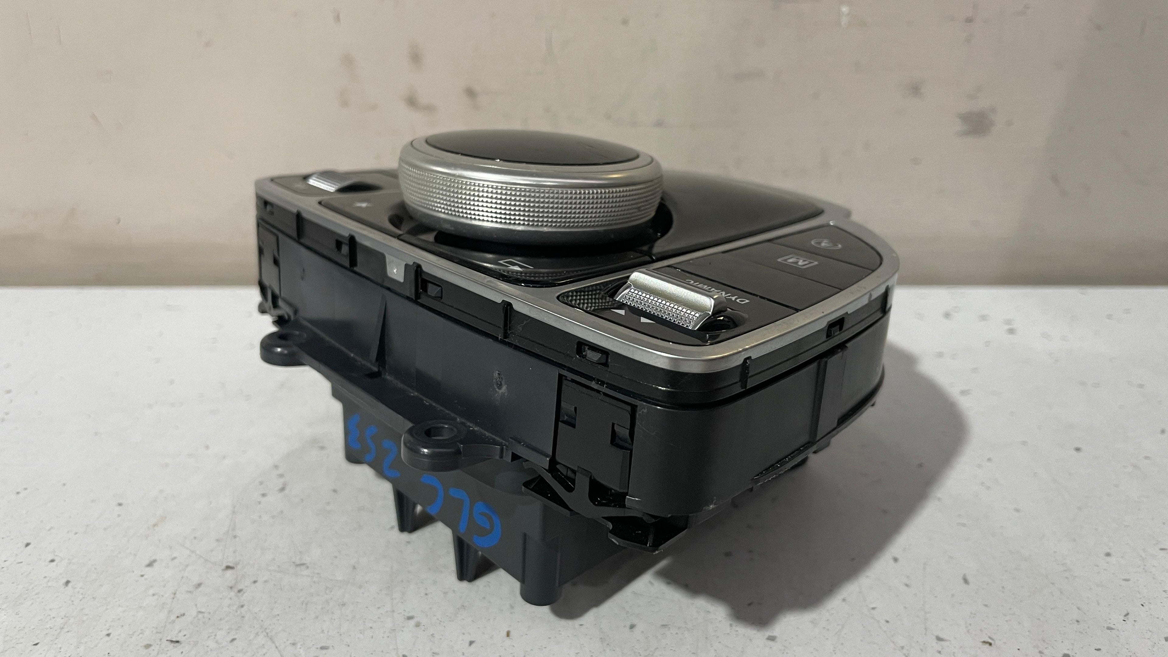 A2059006115 MERCEDES GLC CONTROL PANEL CONTROLLER