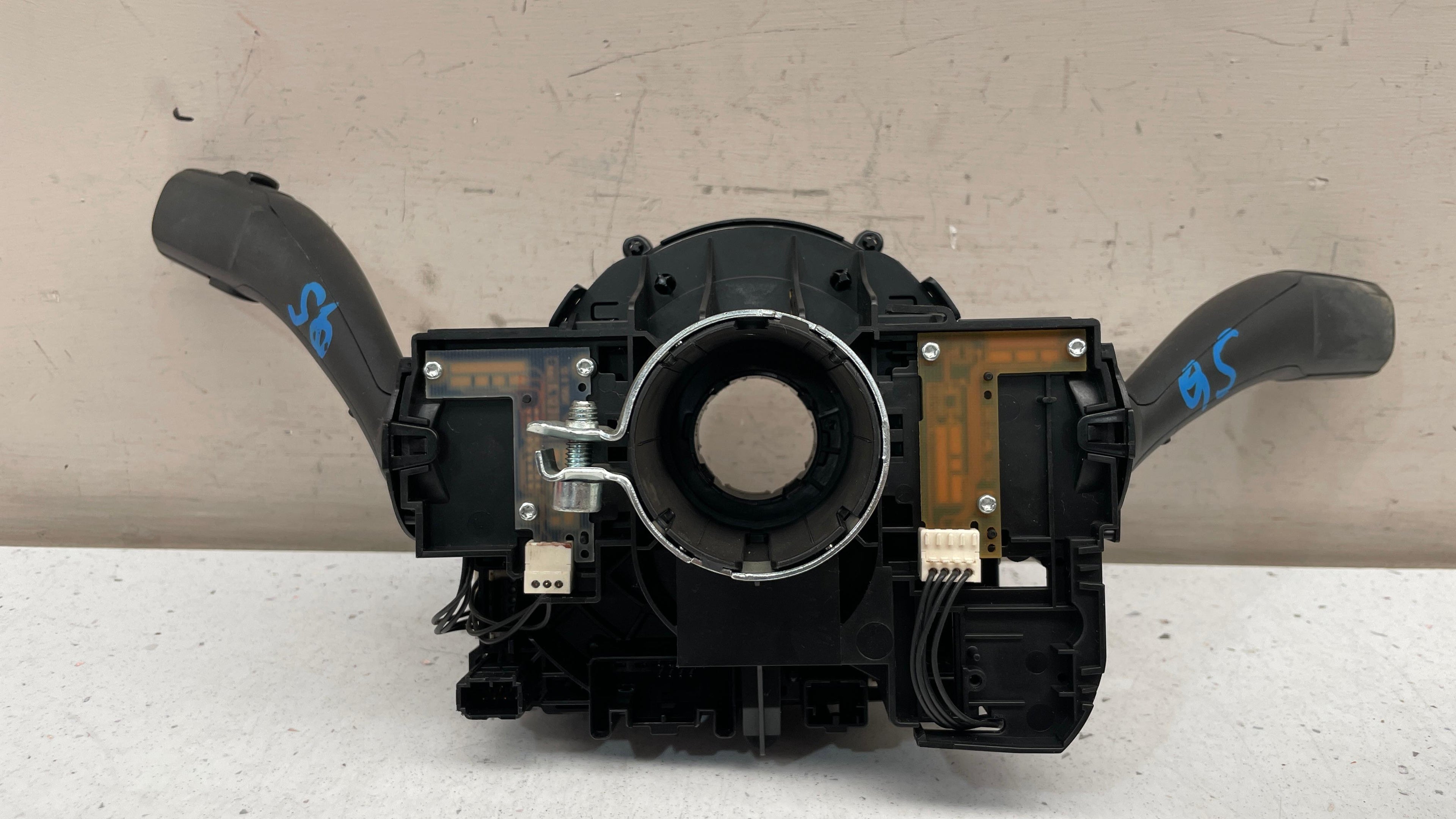 8K0953568F AUDI A4 CLOCK CLOCK ANGLE SENSOR