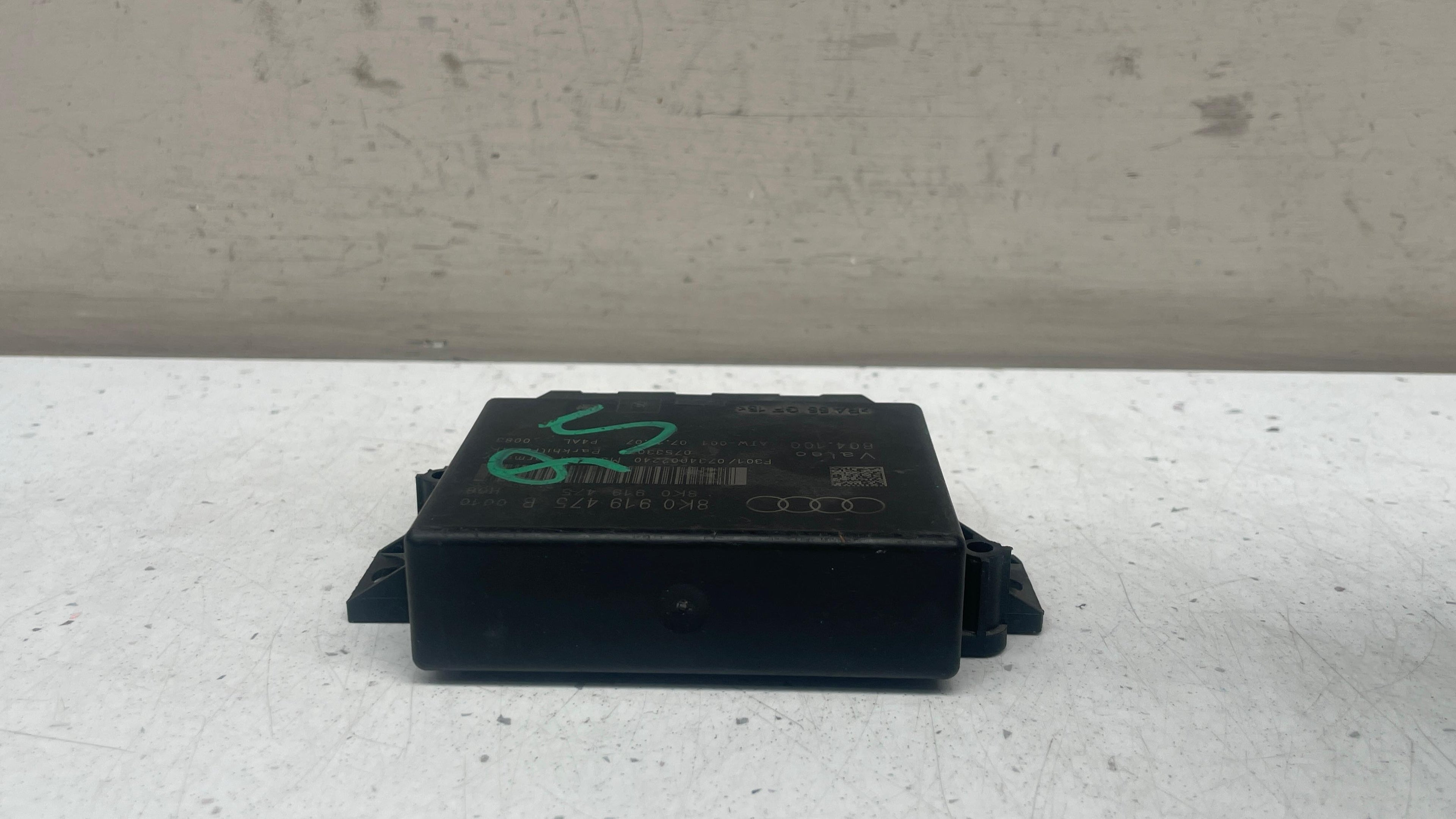 8K0919475B AUDI Q5 PARKING CONTROL UNIT PDC