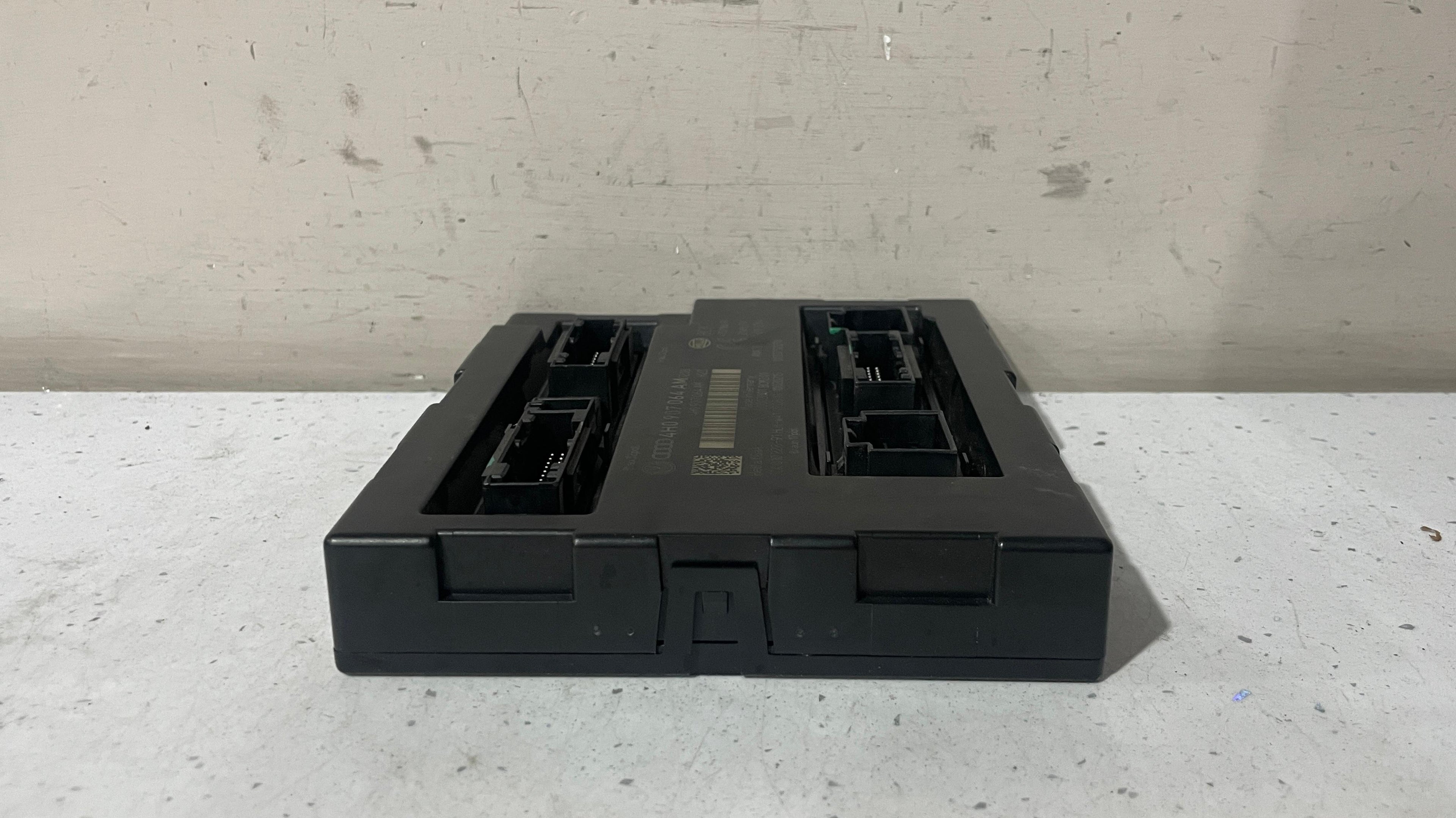 4H0907064AM VOLKSWAGEN TOUAREG COMFORT CONVENIENCE BODY MODULE