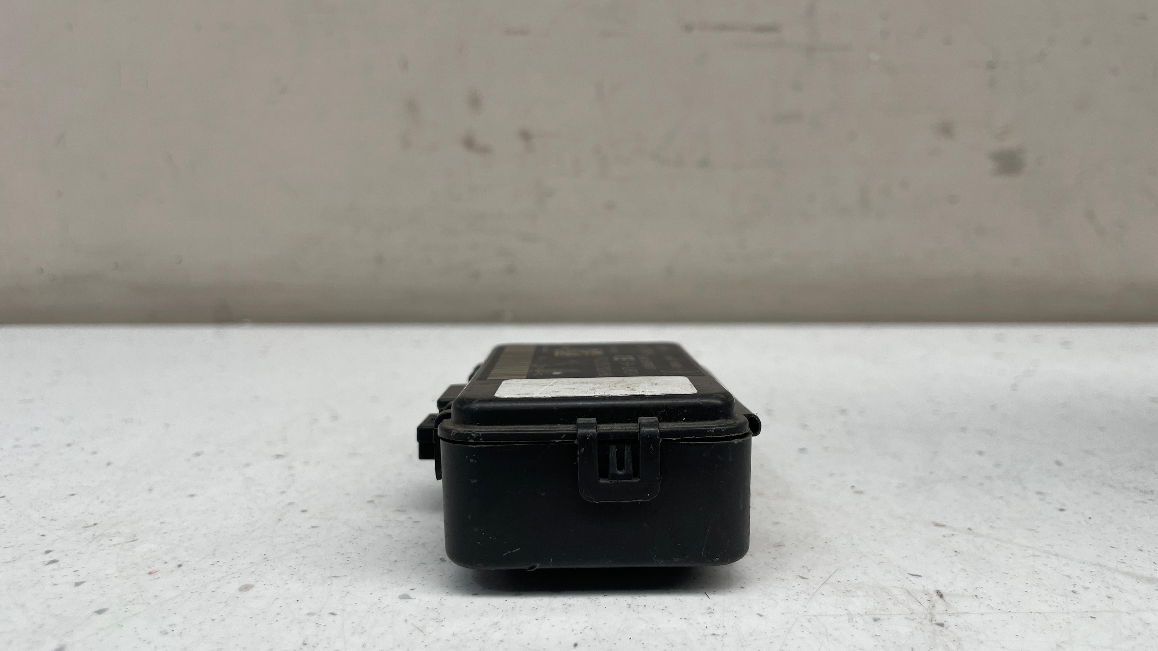 AH42-15K602-BC JAGUAR RADIO RECEIVER MODULE