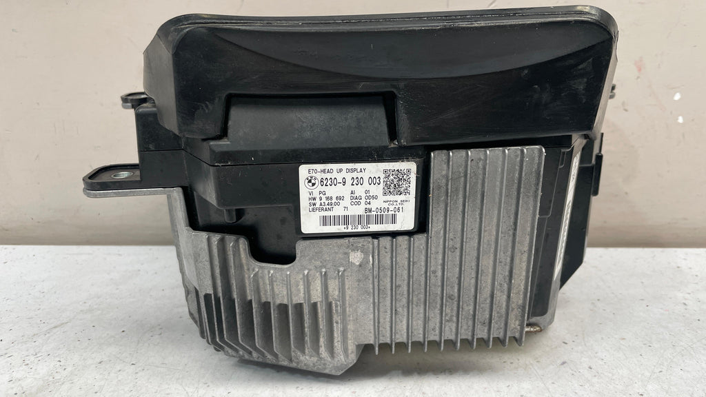 6230-9230003 BMW X5 E70 NAVIGATION DASHBOARD SCREEN