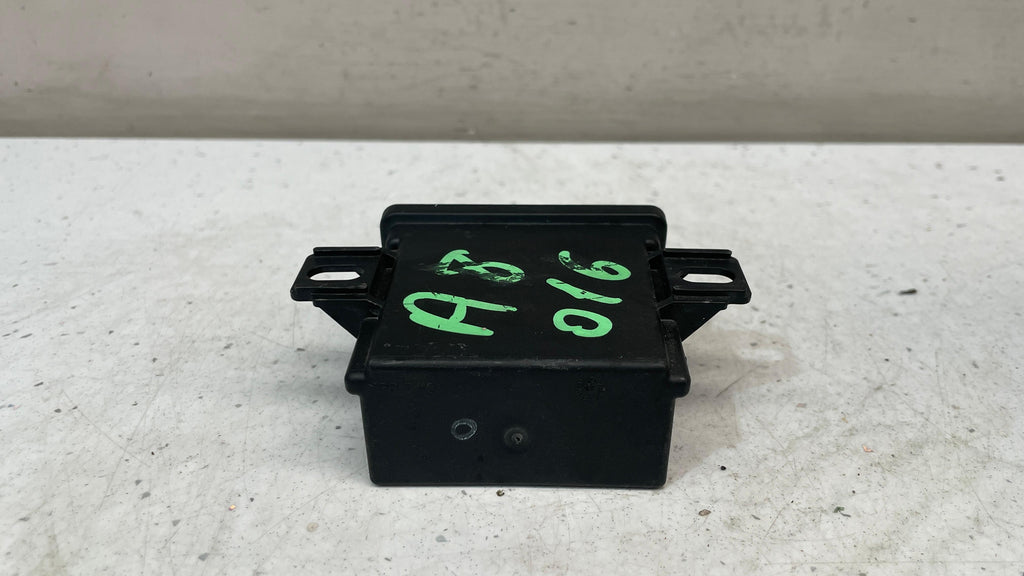 4H4907357E AUDI A8 LIGHT CONTROL MODULE UNIT ECU