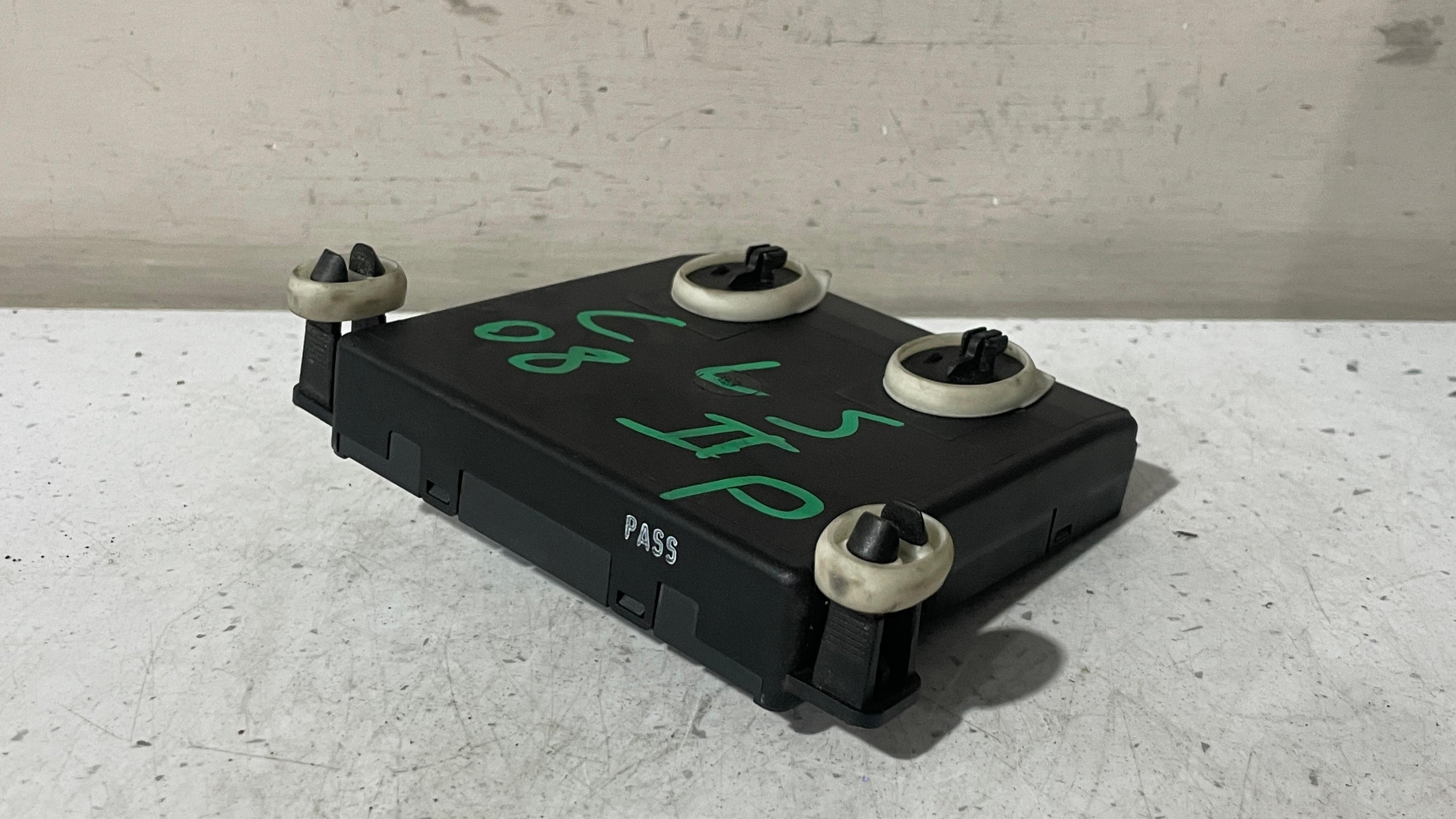 2198200326 MERCEDES W218 DOOR CONTROL MODULE REAR RIGHT