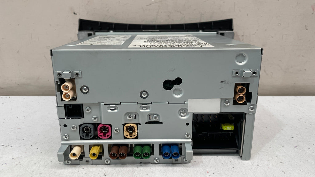A2129007126 MERCEDES W212 RADIO CD PLAYER HEAD UNIT