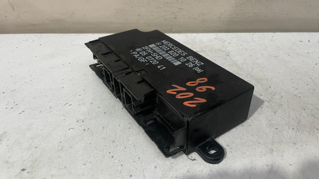 2028201026 MERCEDES W202 COMFORT CONVENIENCE WINDOW SAM CONTROL