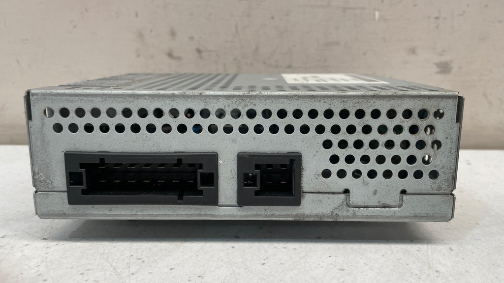 A2218704689 MERCEDES W221 AMPLIFIER SOUND SYSTEM RADIO