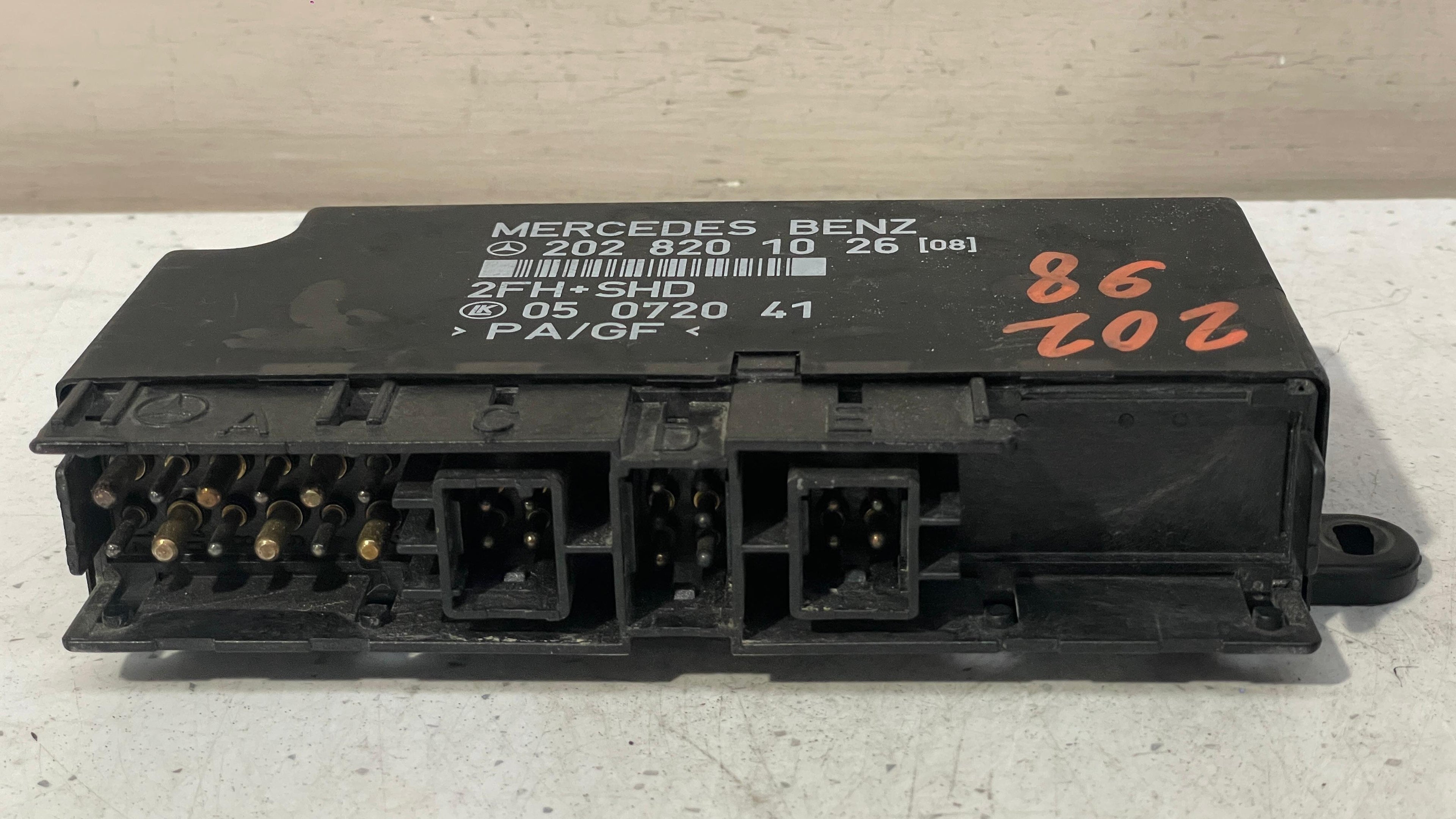 2028201026 MERCEDES W202 COMFORT CONVENIENCE WINDOW SAM CONTROL