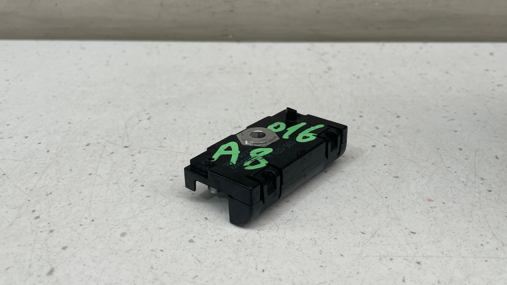4H0035570A AUDI A8 DISTURBANCE SUPPRESSION FILTER UNIT