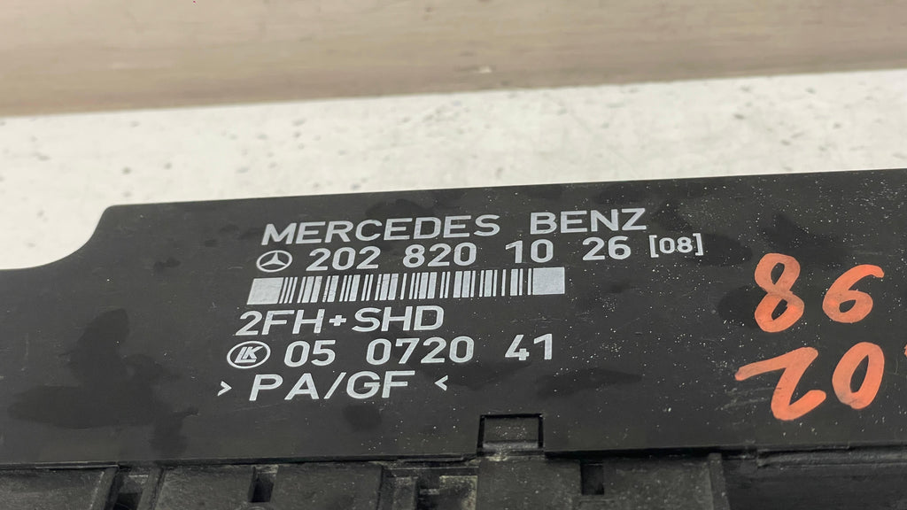 2028201026 MERCEDES W202 COMFORT CONVENIENCE WINDOW SAM CONTROL
