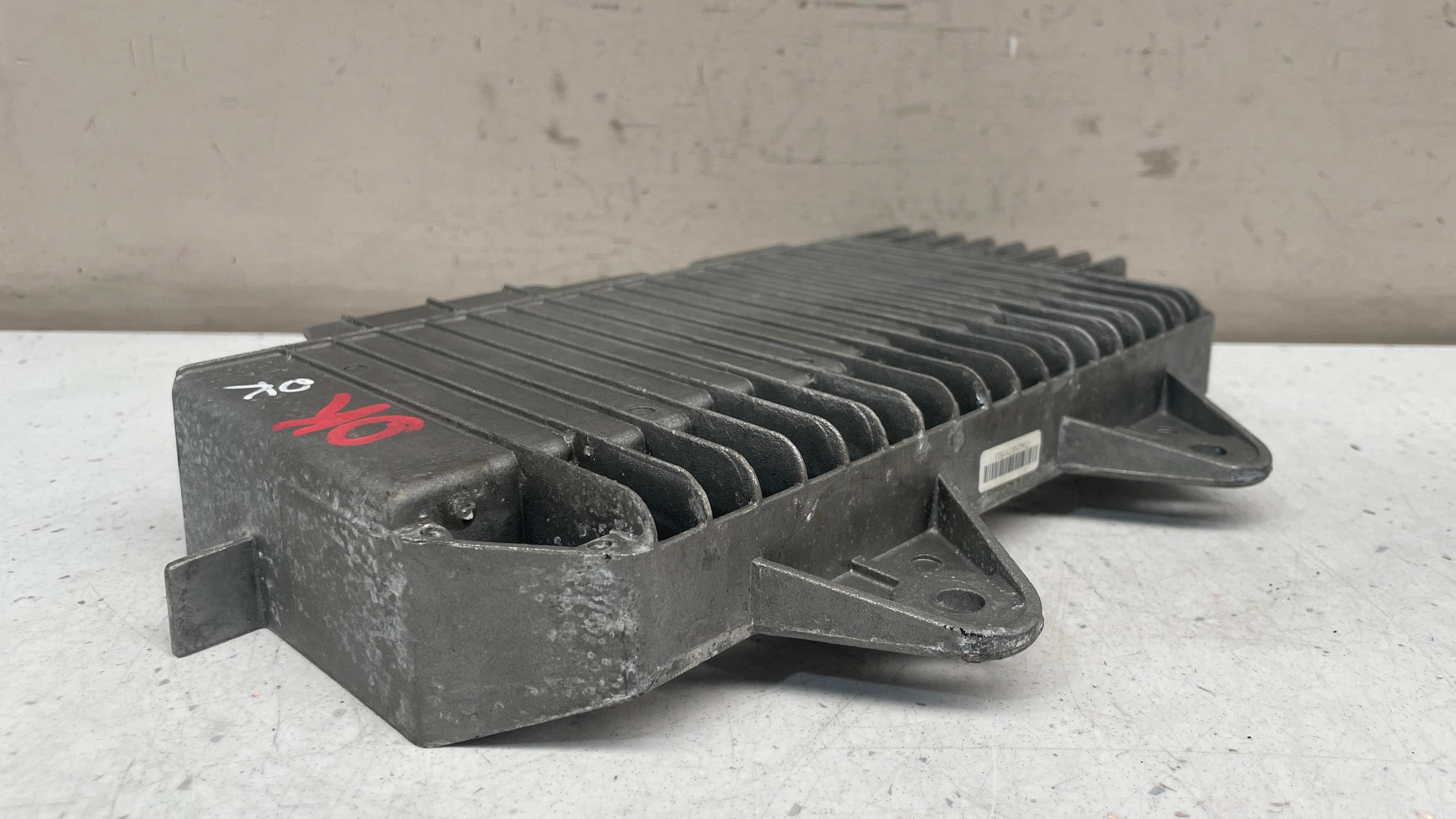 7P5035223A PORSCHE CAYENNE AMPLIFIER SOUND SYSTEM