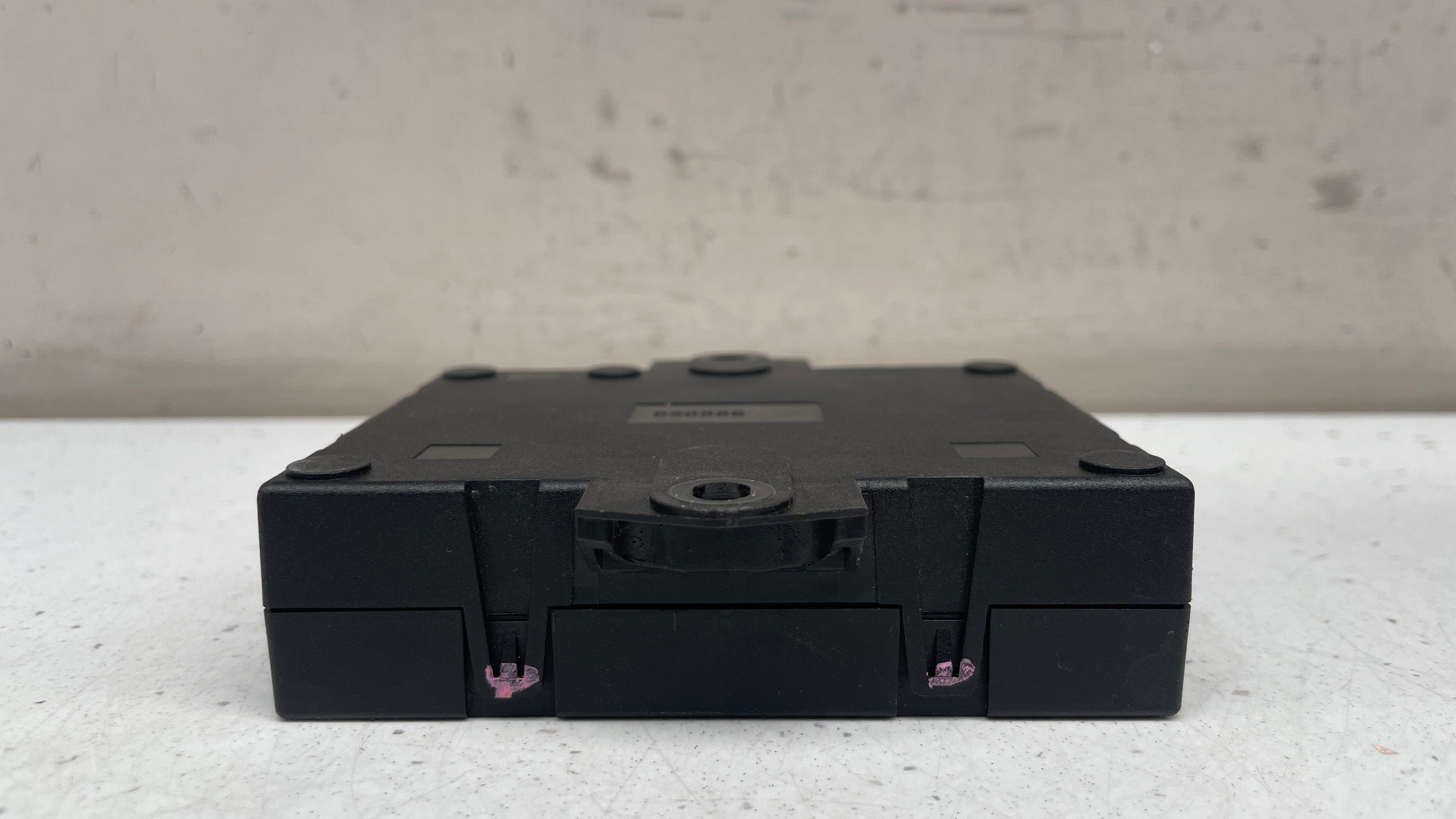 DK52-14B484-AC LAND ROVER BODY CONTROL MODULE UNIT