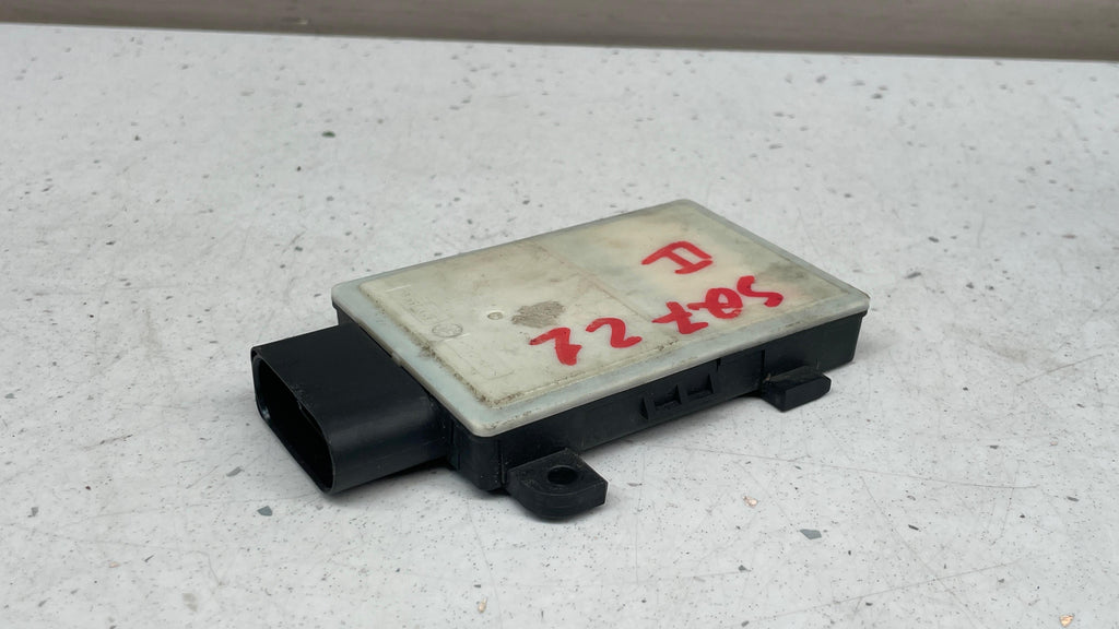 4N0907566AL PORSCHE CAYENNE REAR BLIND SPOT RADAR SENSOR