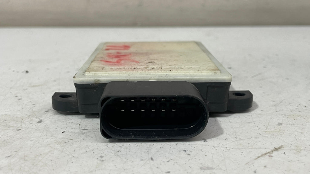 4N0907566AL PORSCHE CAYENNE REAR BLIND SPOT RADAR SENSOR