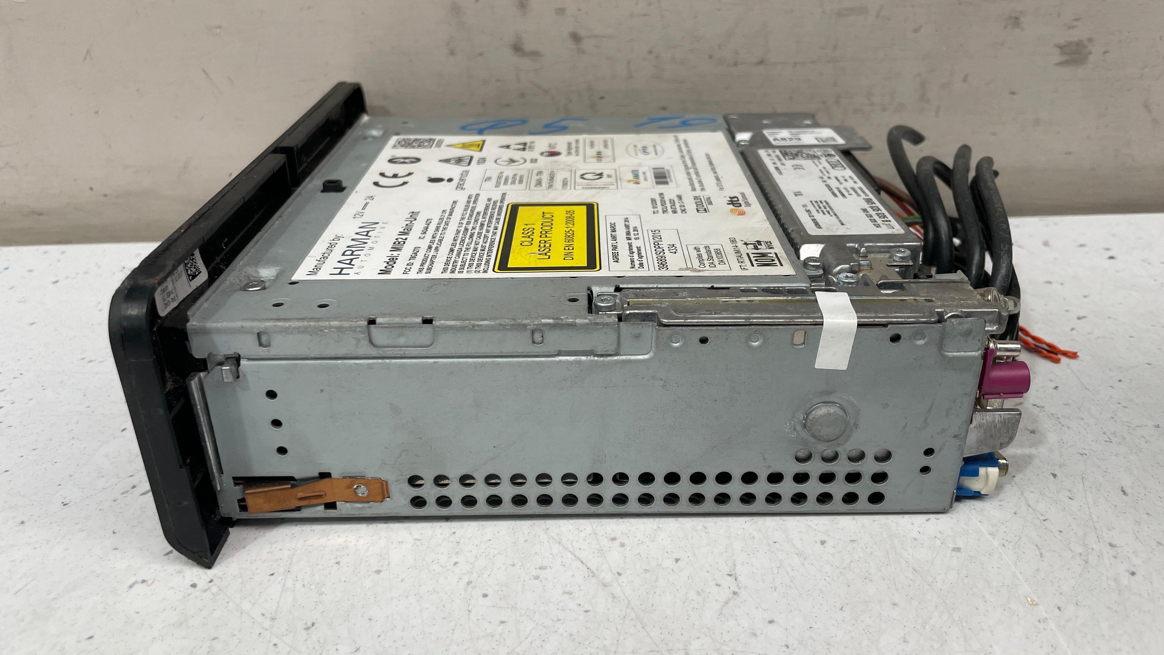8W5035035B AUDI Q5 RADIO MULTI MEDIA HEAD UNIT
