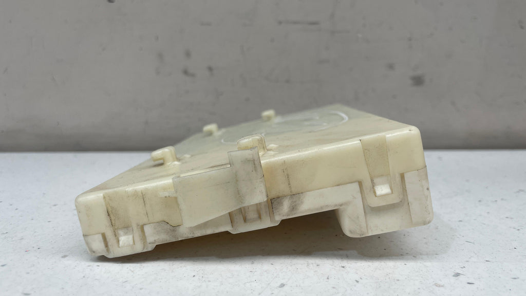 A2079000600 MERCEDES W212 REAR WINDOW CONTROL MODULE UNIT ECU