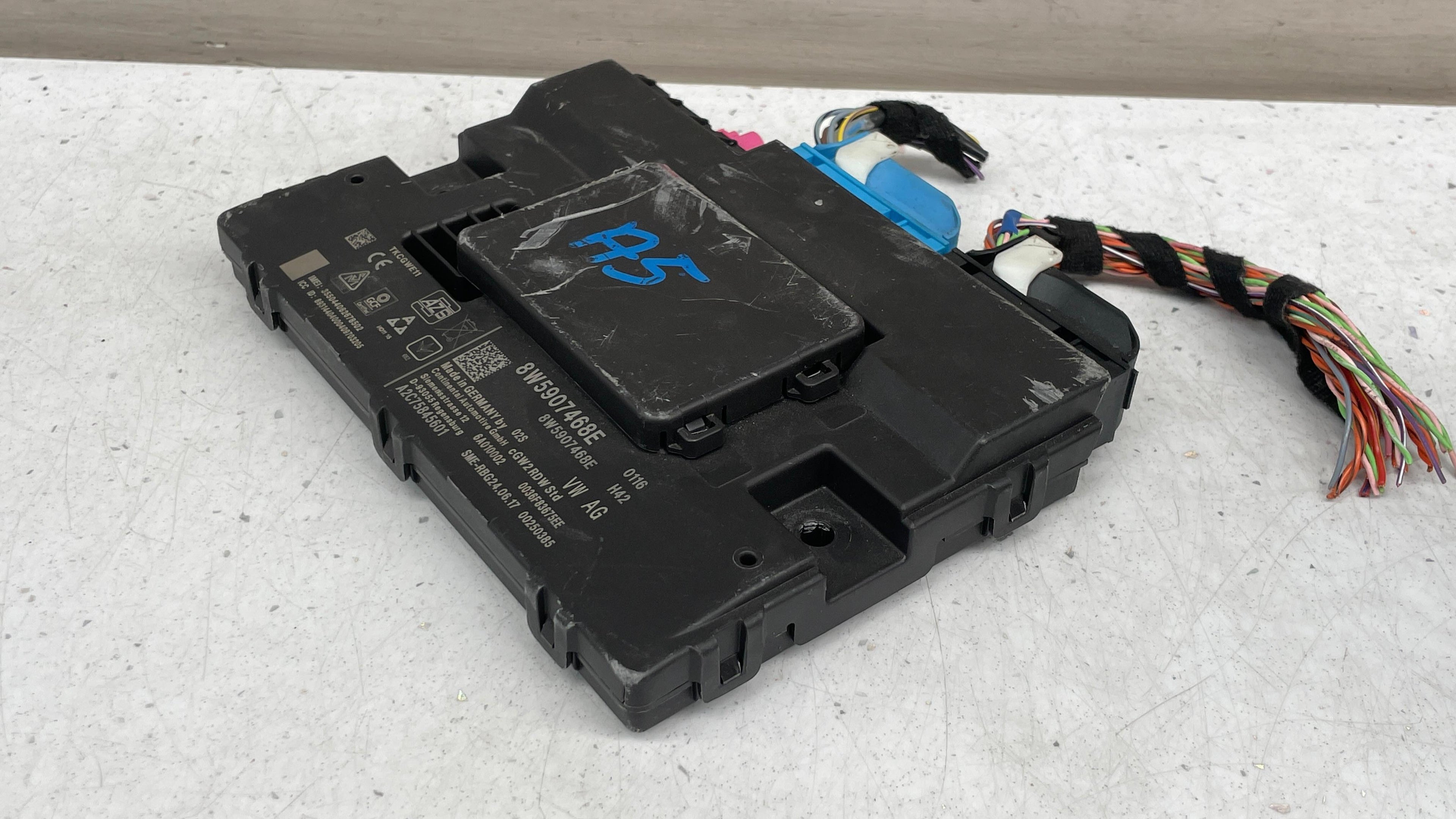 8W5907468E AUDI A5 GATEWAY CONTROL UNIT