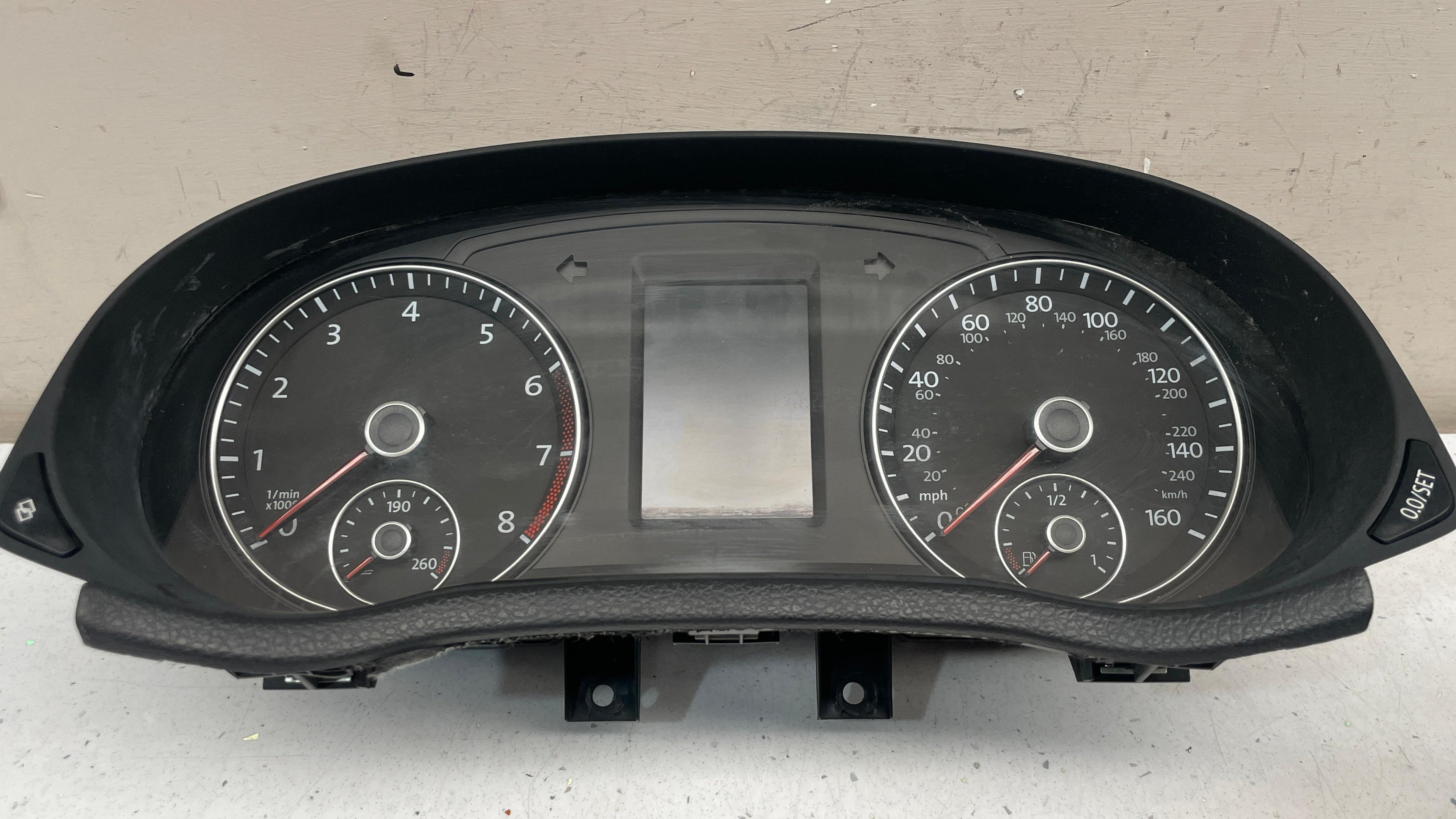 561920960B VOLKSWAGEN JETTA INSTRUMENT CLUSTER PANEL SWITCH