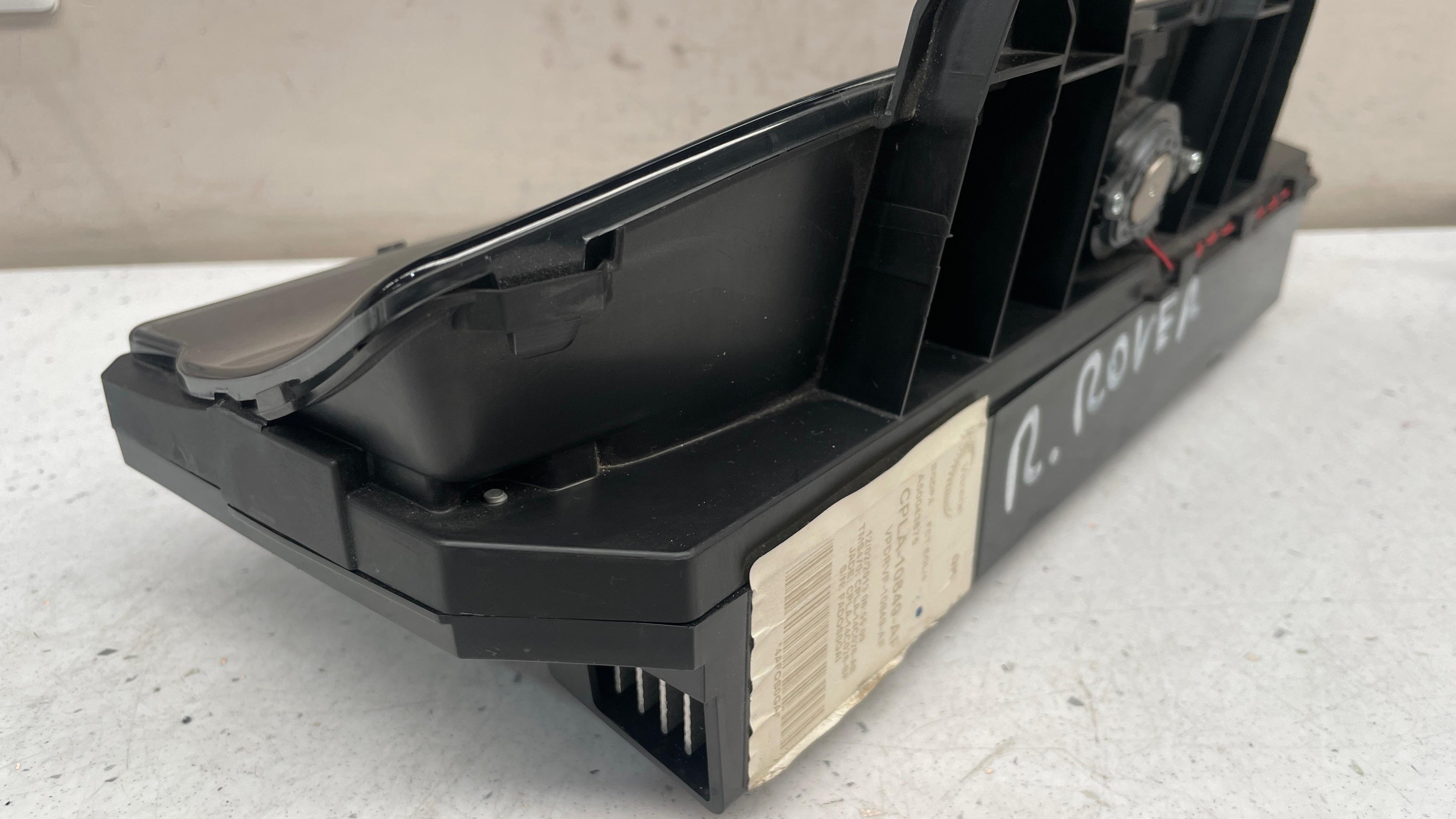 CPLA-10849-AF LAND ROVER L405 SPEEDOMETER INSTRUMENT CLUSTER PANEL