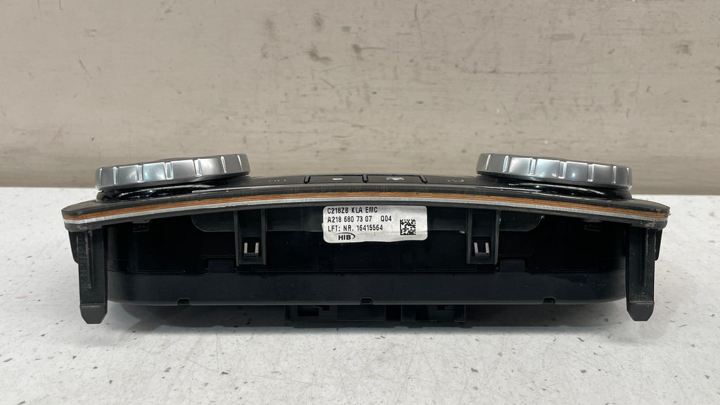 A2049006608 MERCEDES W204 CLIMATE CONTROL PANEL