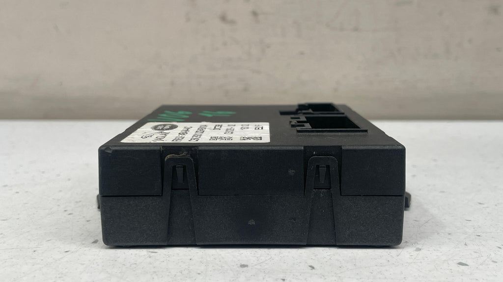 FK52-14B484-AC LAND ROVER VOGUE TAILGATE CONTROL MODULE UNIT