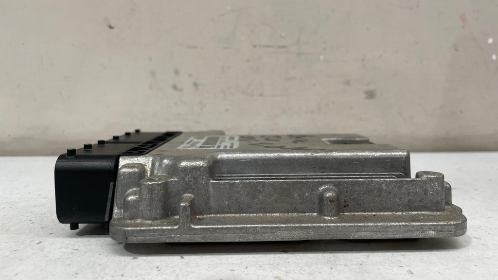 8578944-01 BMW SERIES 3 ENGINE CONTROL UNIT ECU