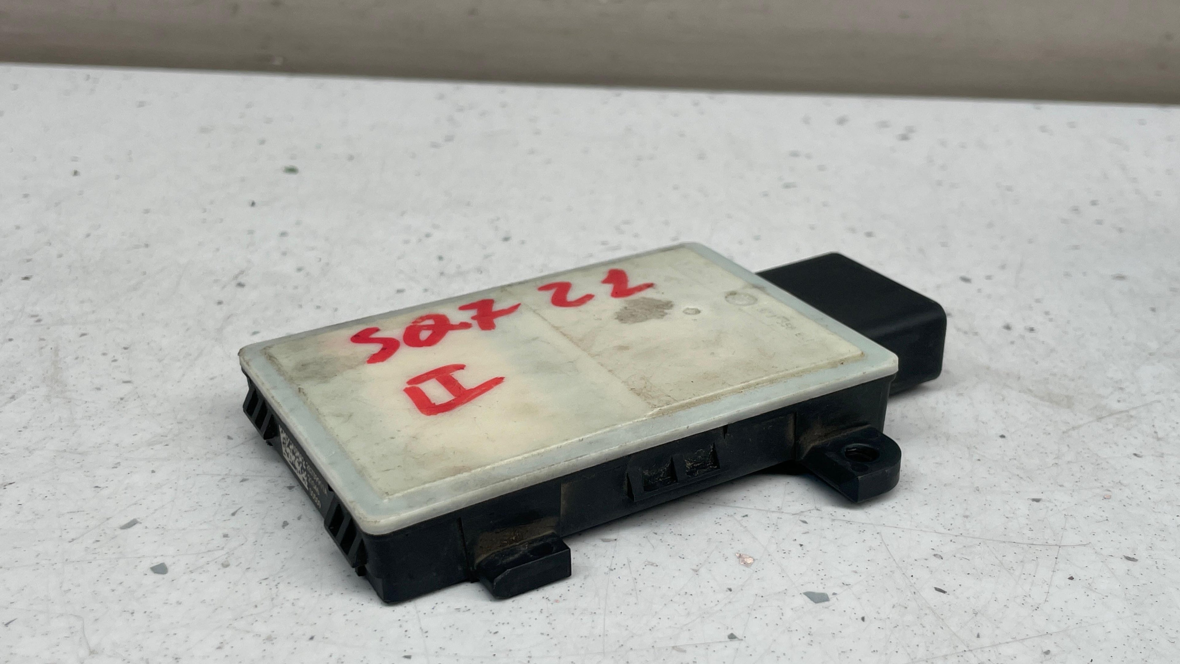 4N0907566AL PORSCHE CAYENNE REAR BLIND SPOT RADAR SENSOR