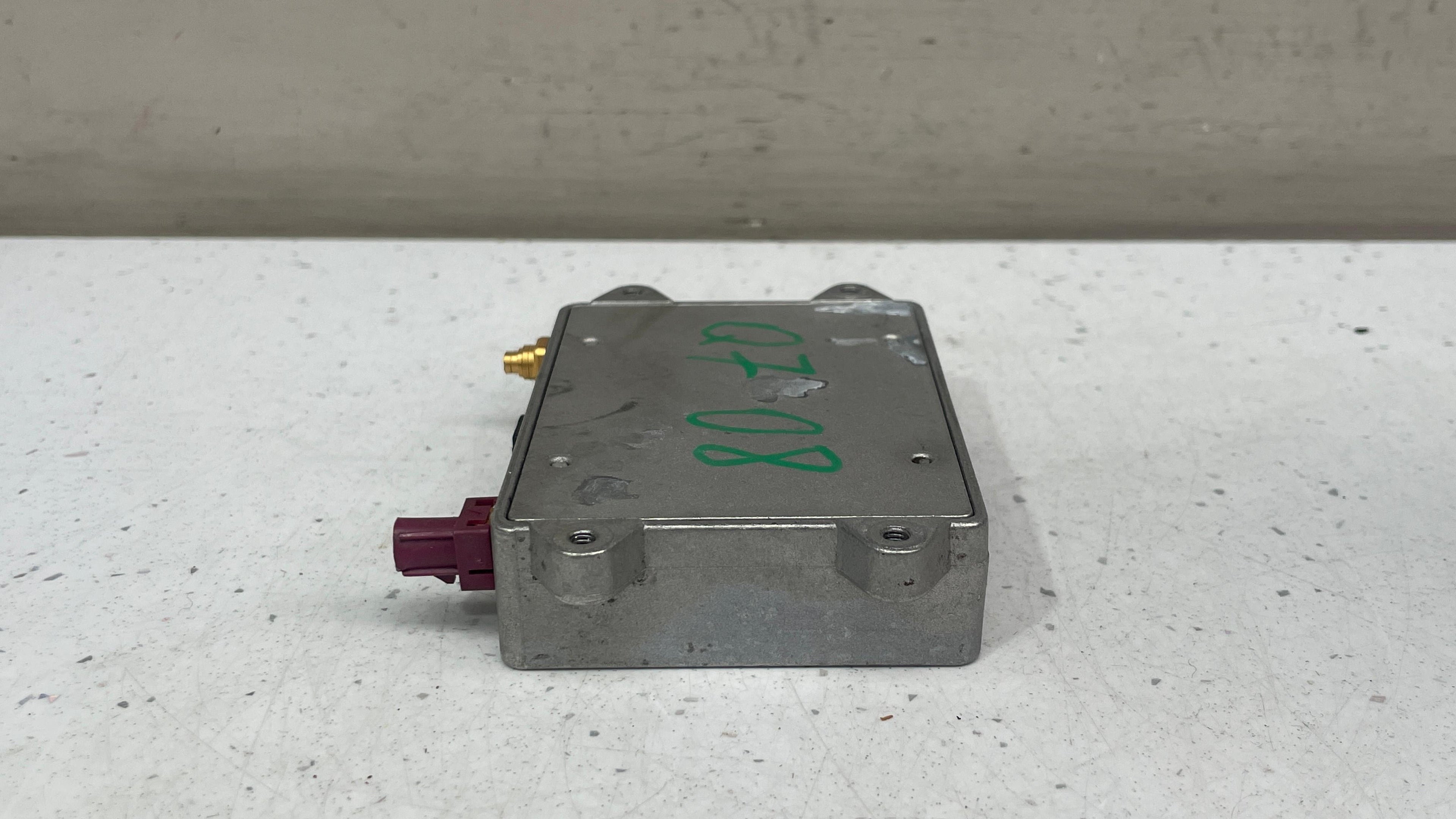 8E0035456C AUDI A6 ANTENNA AMPLIFIER CONTROL