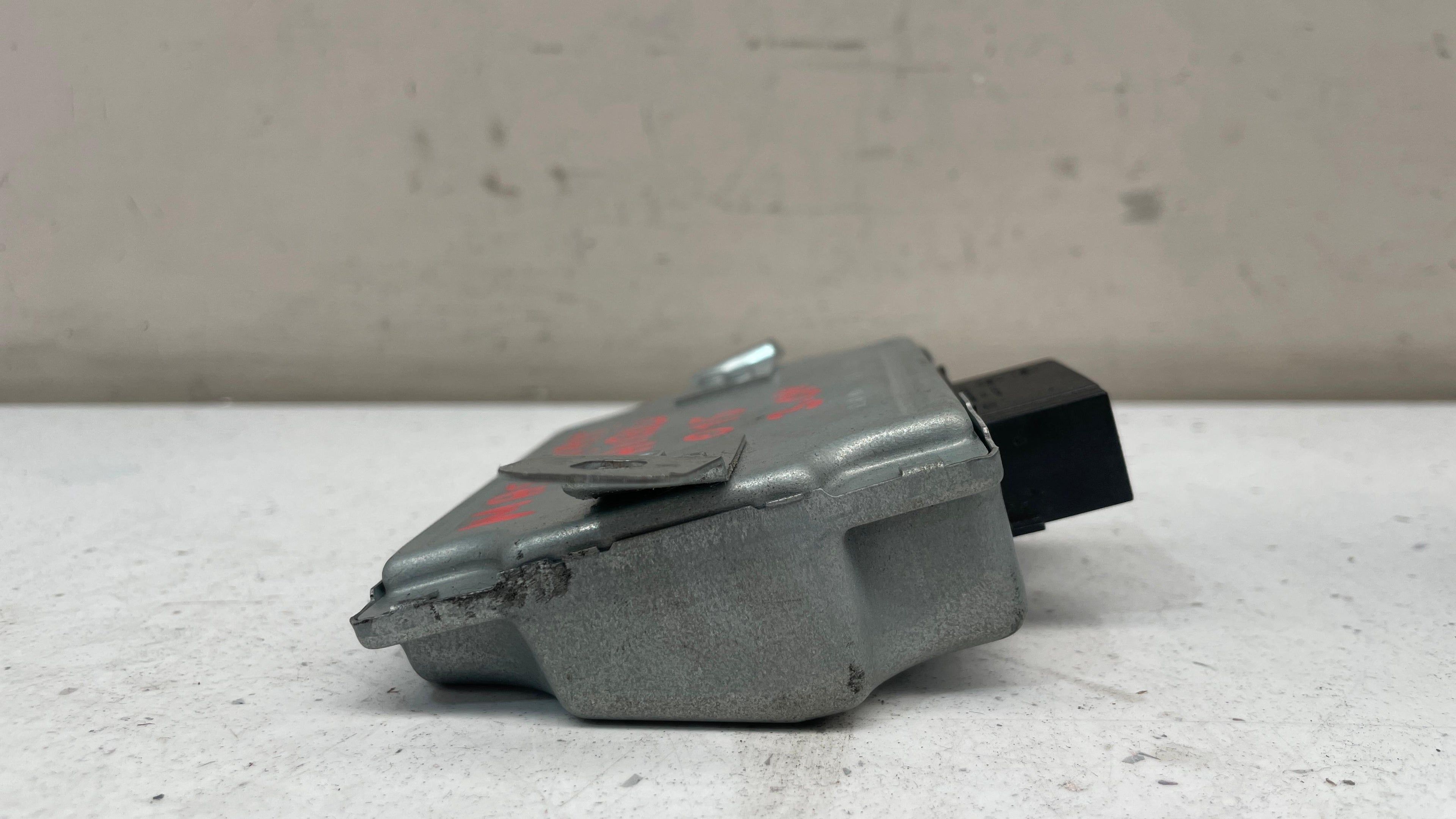 56029583AB MASERATI GHIBLI VOLTAGE STABILIZIER CONTROL MODULE