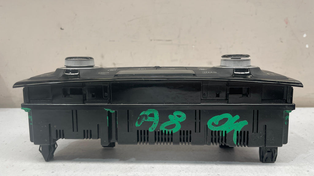 4H0820043H AUDI A8 CLIMATE CONTROL UNIT SWITCH PANEL