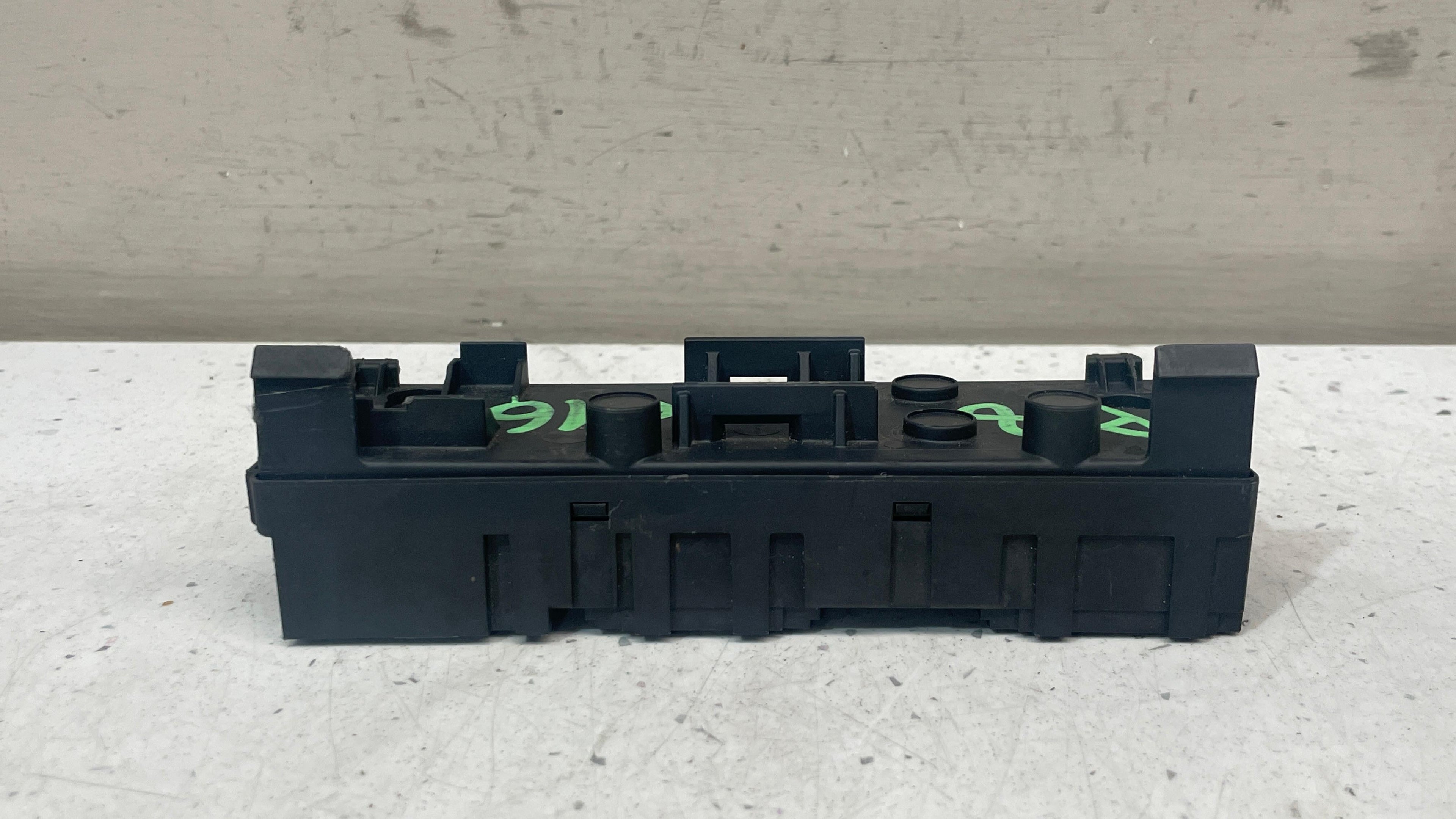 4H0959107AC AUDI A8 TRUNK DECK LID COMPUTER CONTROL