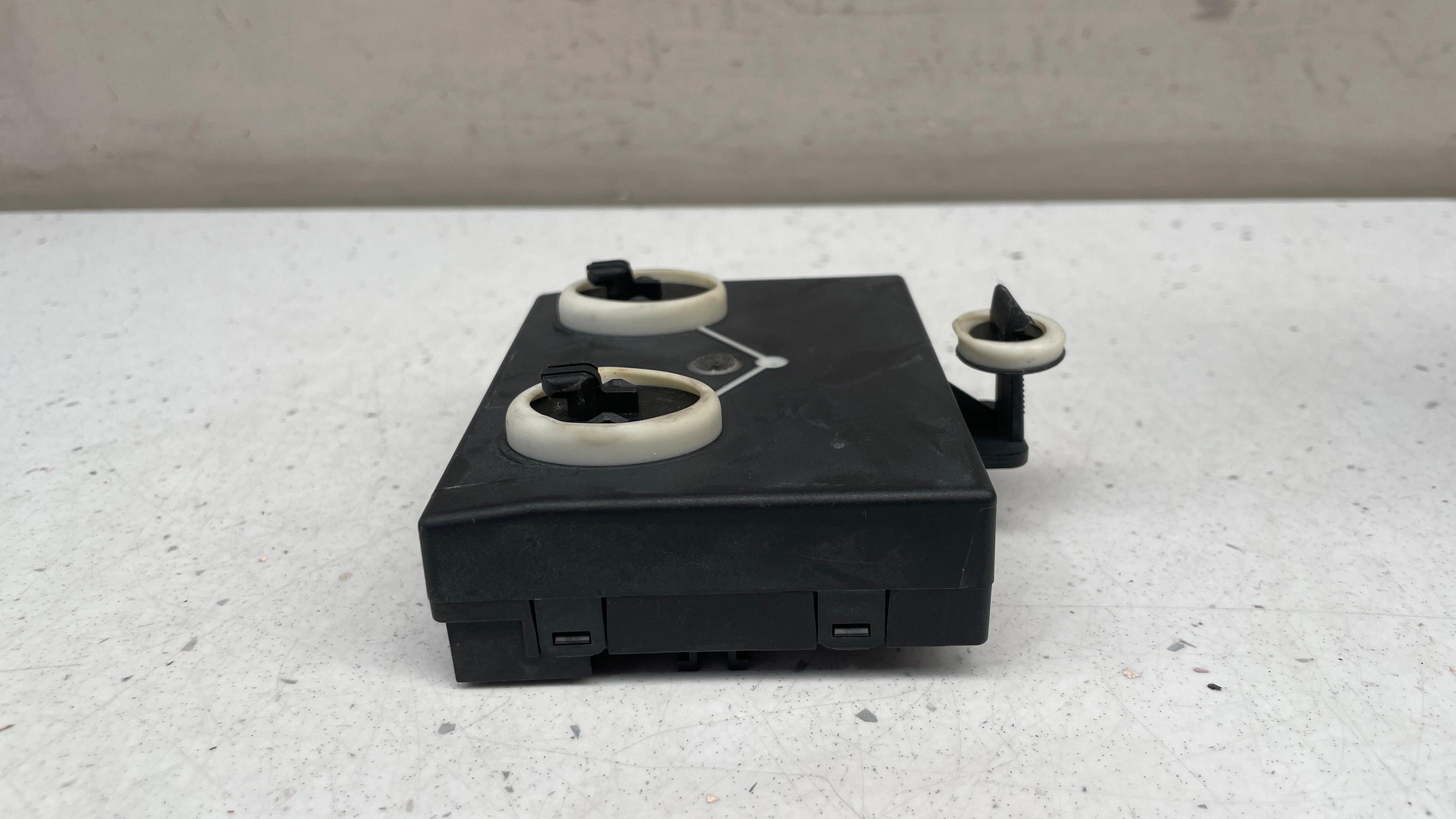 4G8959795J AUDI A6 REAR RIGHT DOOR CONTROL MODULE