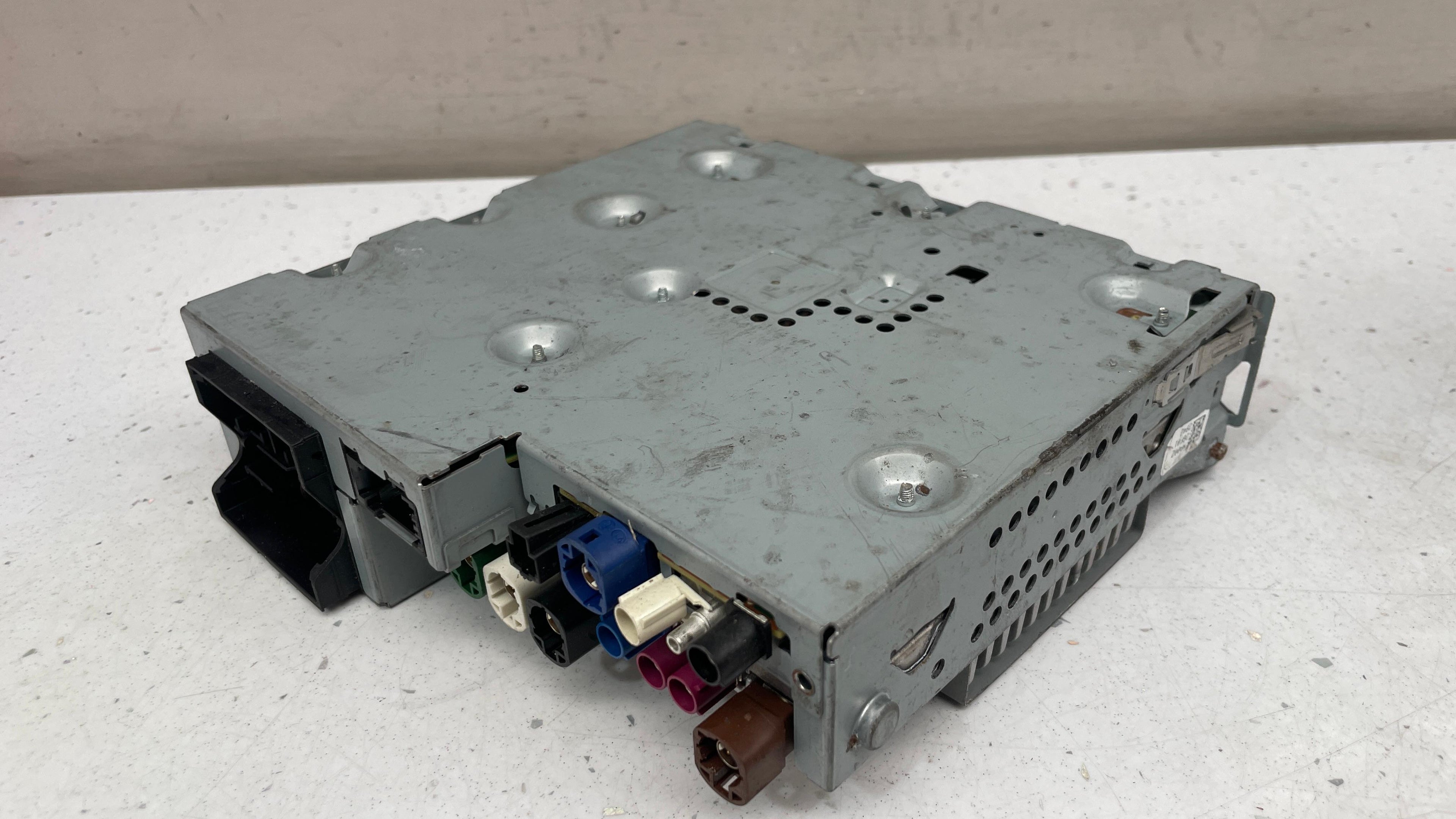 4K0035063C AUDI CENTRAL COMPUTER MULTIMEDIA MAIN UNIT