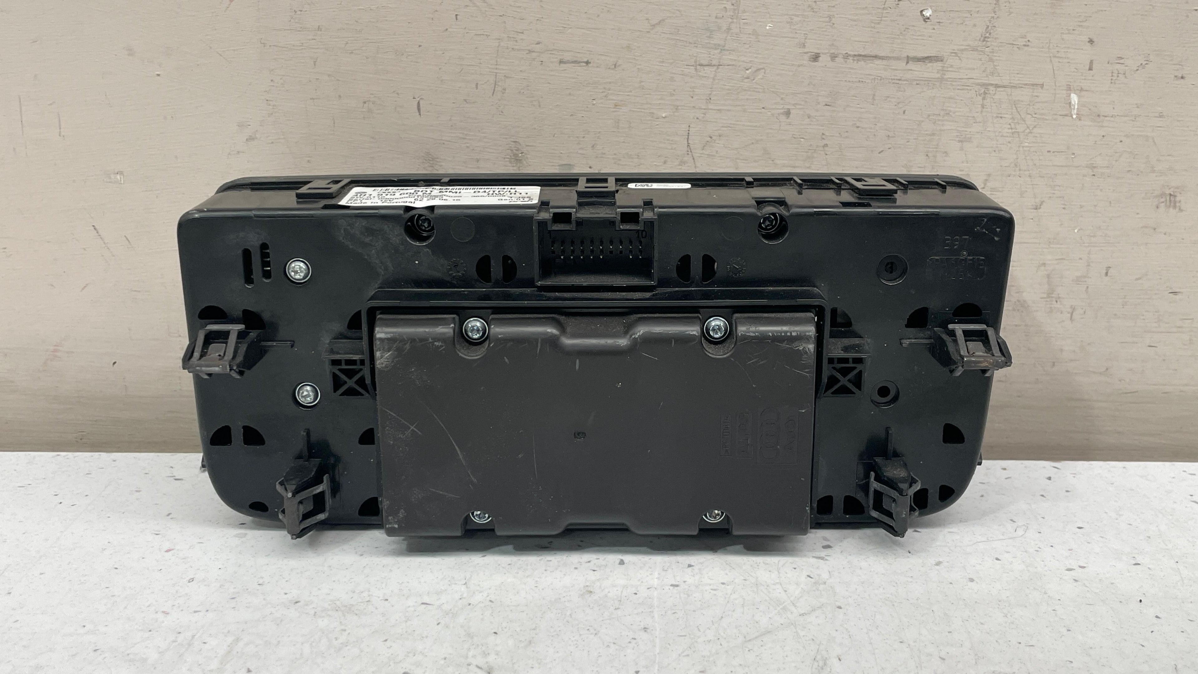 4H1919600M AUDI A8 NAVIGATION RADIO CONTROL UNIT