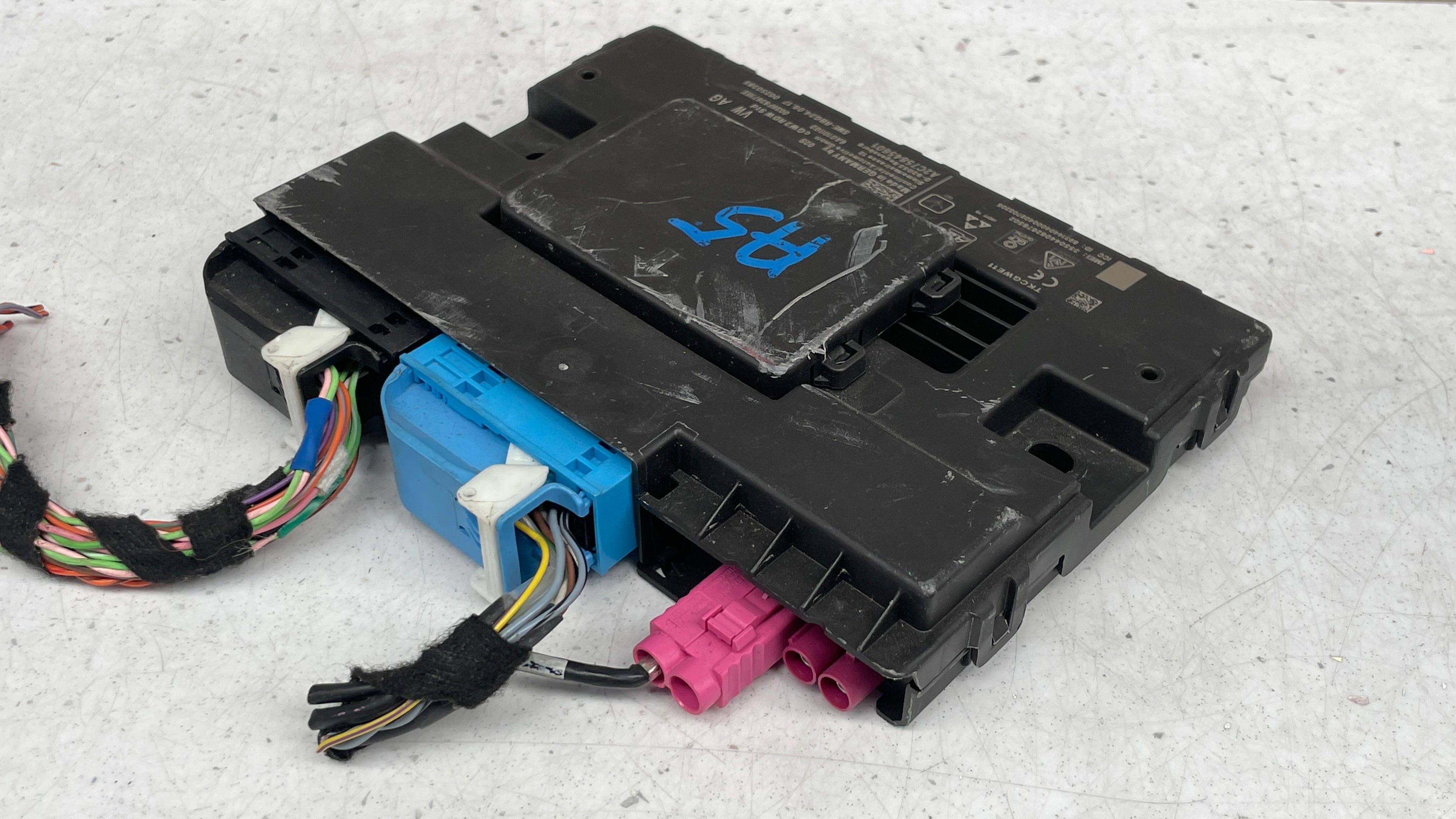 8W5907468E AUDI A5 GATEWAY CONTROL UNIT