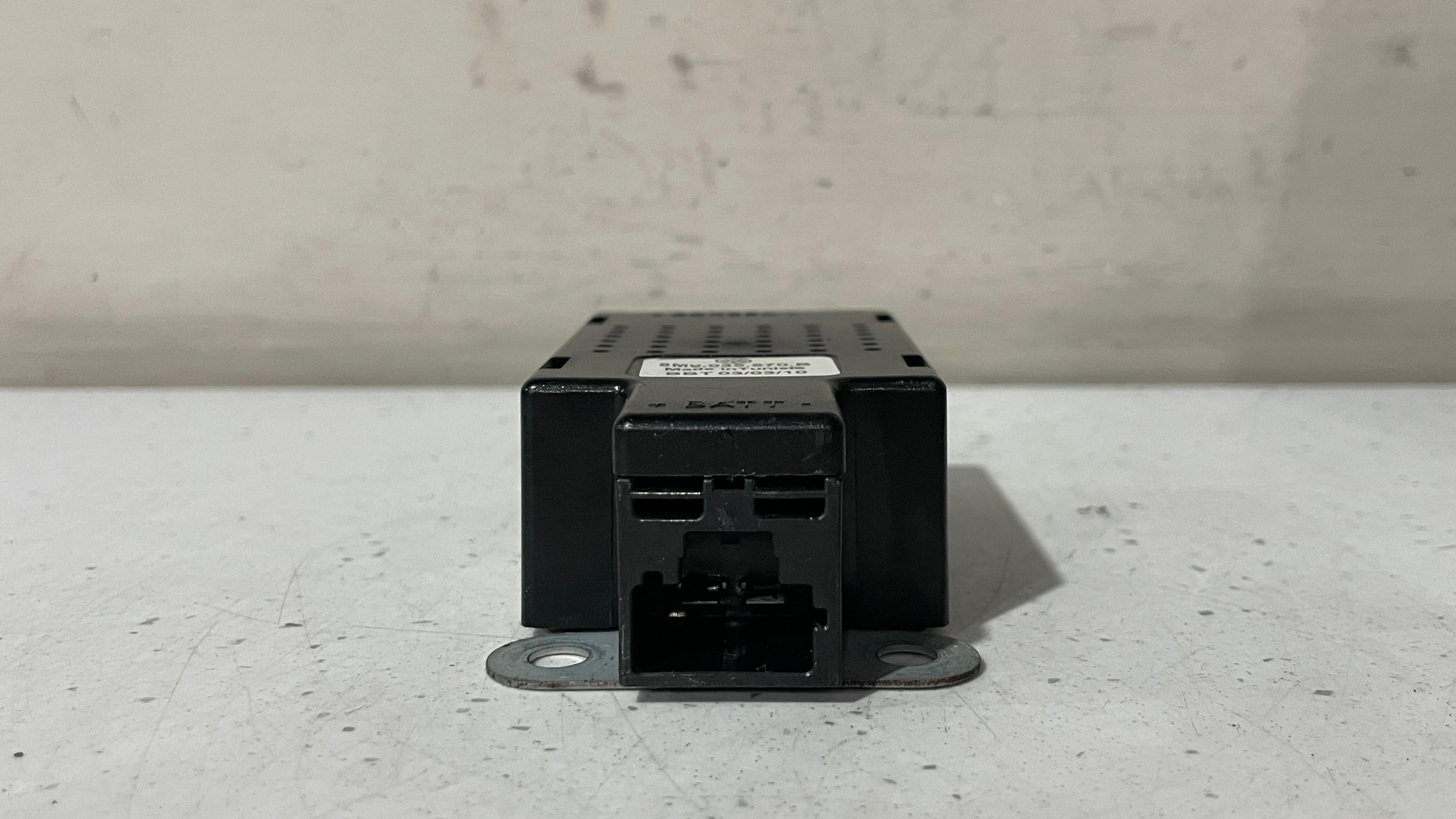 5M0035570B VOLKSWAGEN GOLF VI RADIO STATIC FILTER
