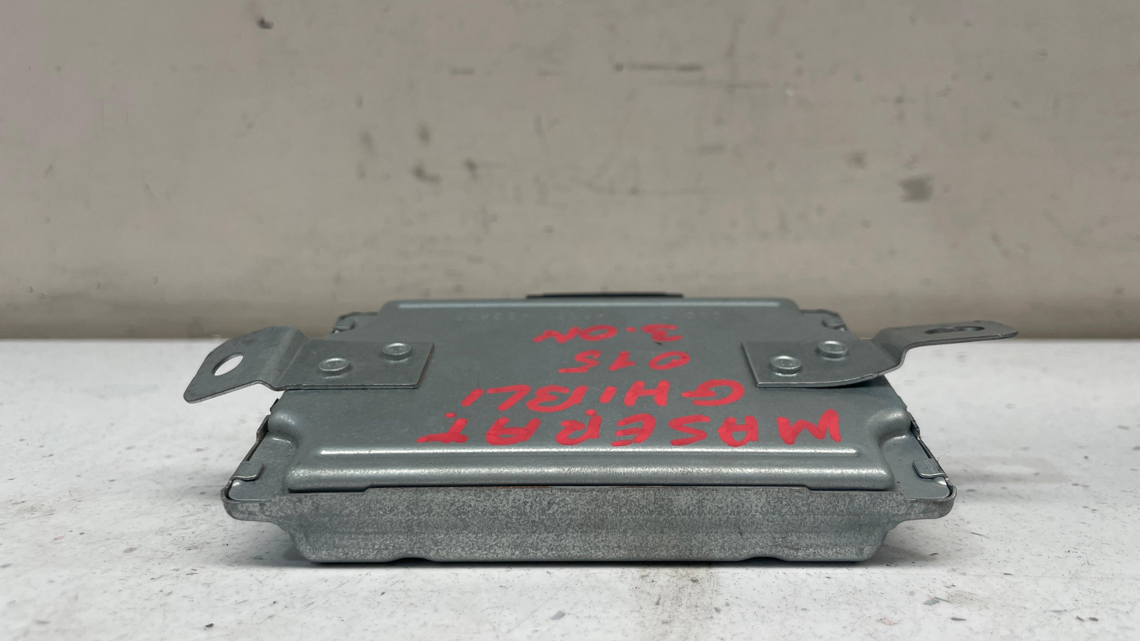 56029583AB MASERATI GHIBLI VOLTAGE STABILIZIER CONTROL MODULE