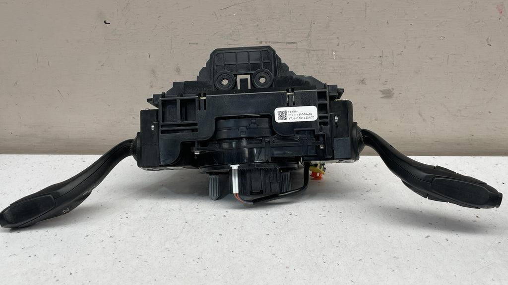 F1ET-17A553-BA FORD FOCUS WINDSCREEN WASH WIPER SWITCH