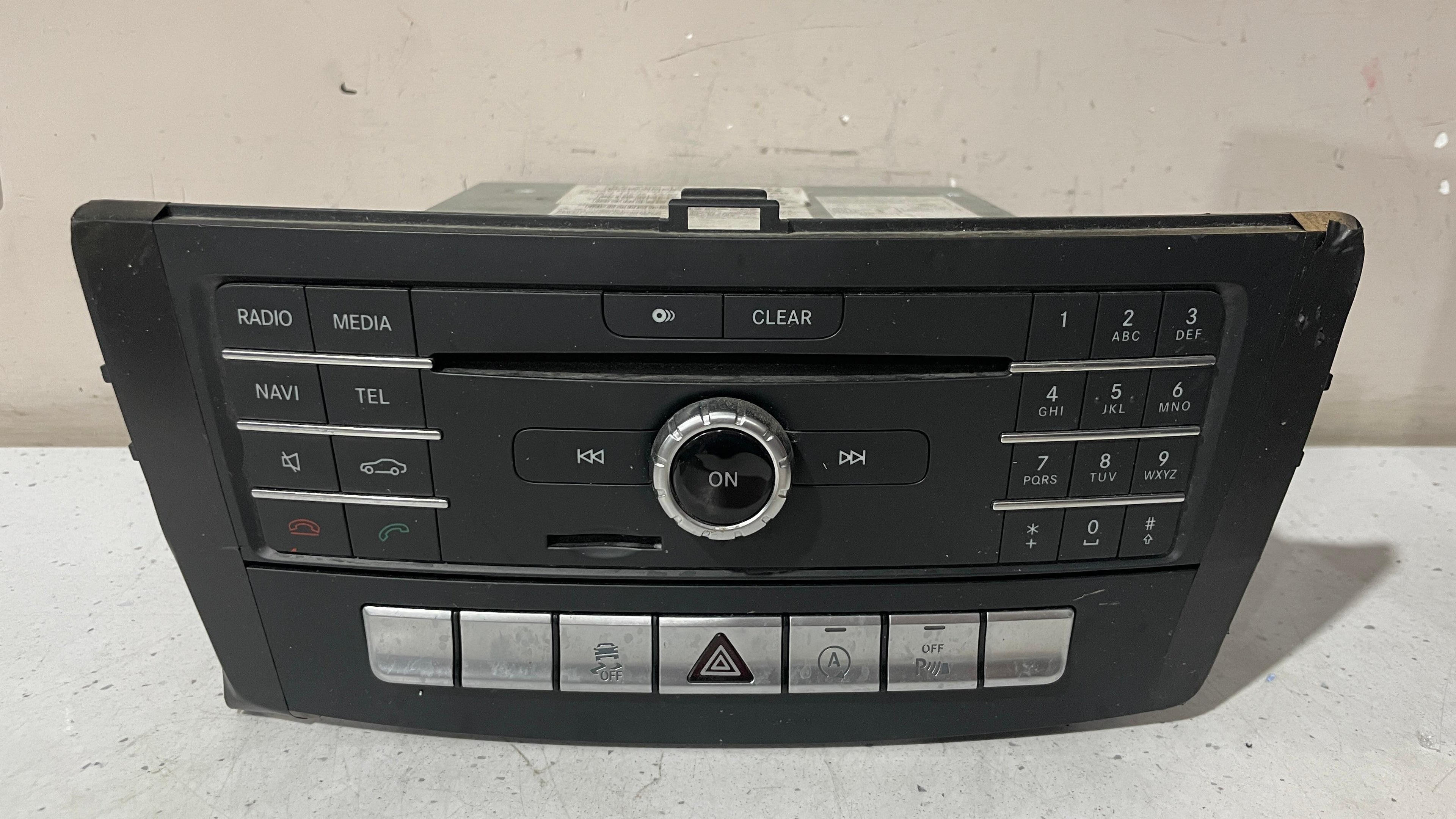 A1669001918 MERCEDES W166 RADIO NAVIGATION CONTROL PANEL