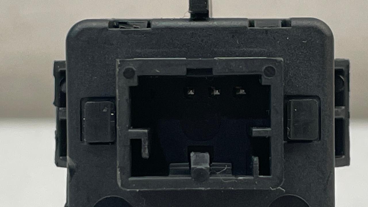 4H0909131 AUDI IGNITION SWITCH CONTROL LOCK RELAY
