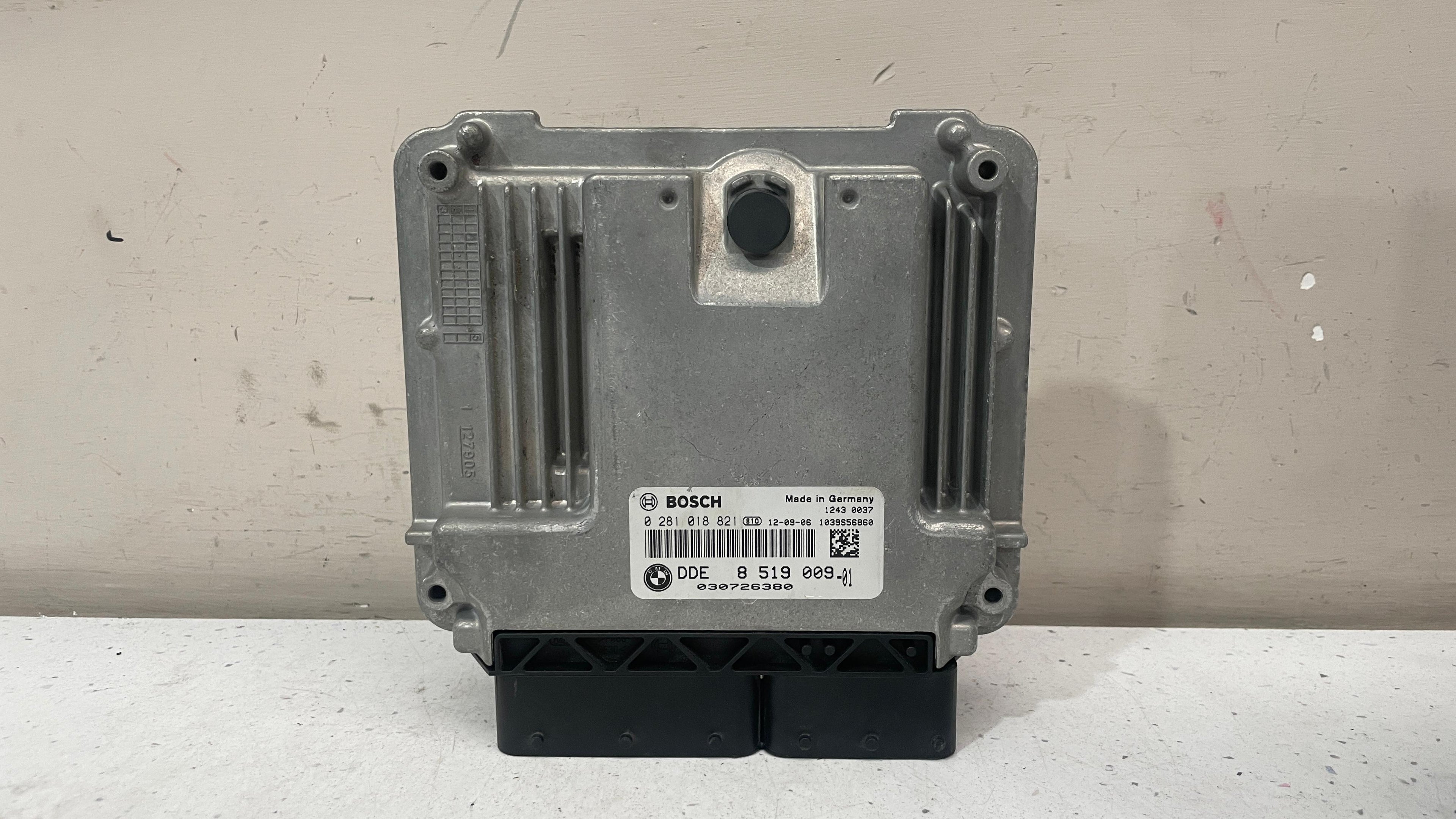 8519009-01 BMW X1 ENGINE CONTROL UNIT ECU