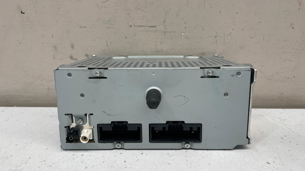 E1110R-048415 FORD FOCUS AUDIO SYSTEM PANEL