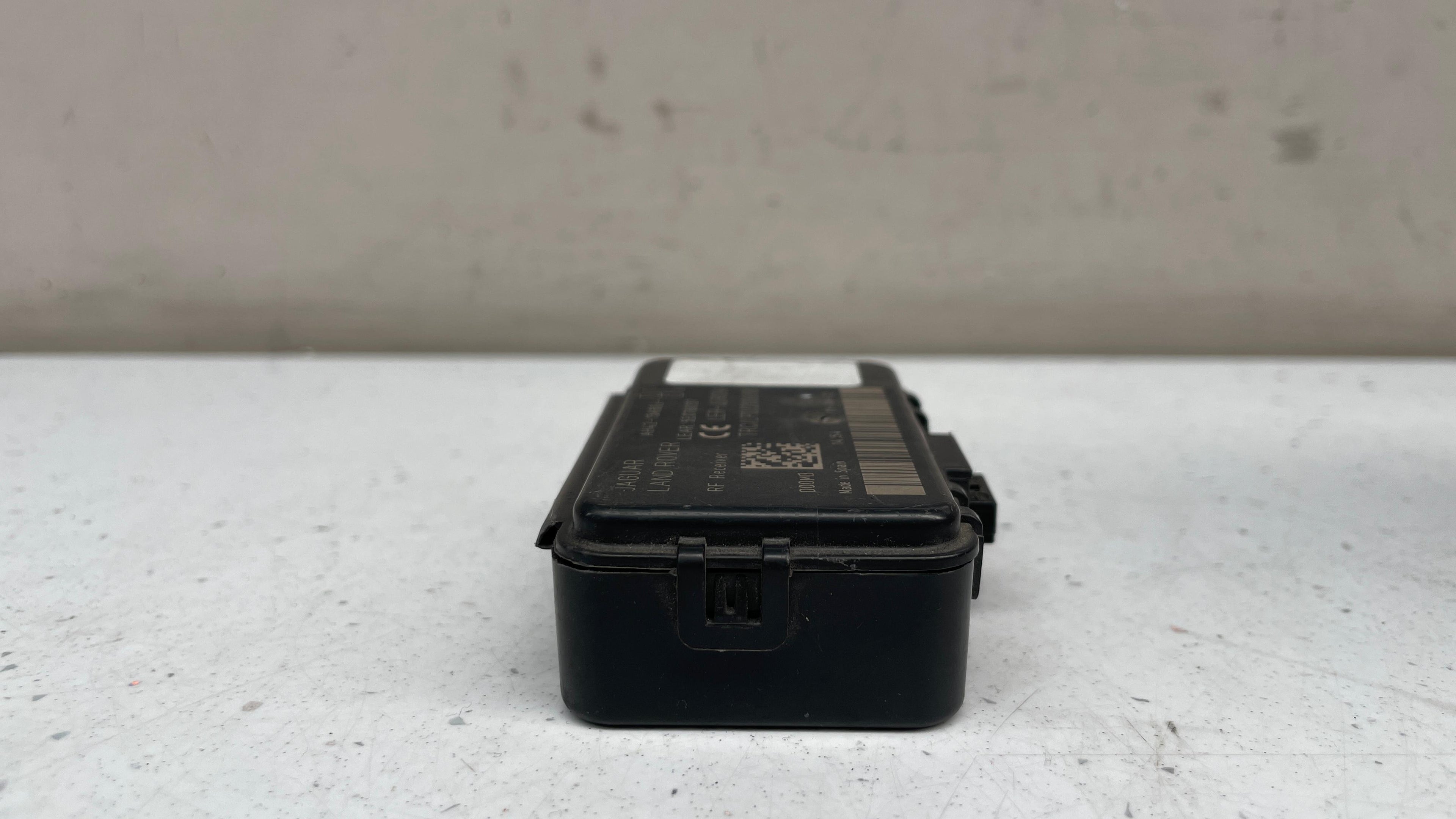 AH42-15K602-BC JAGUAR RADIO RECEIVER MODULE