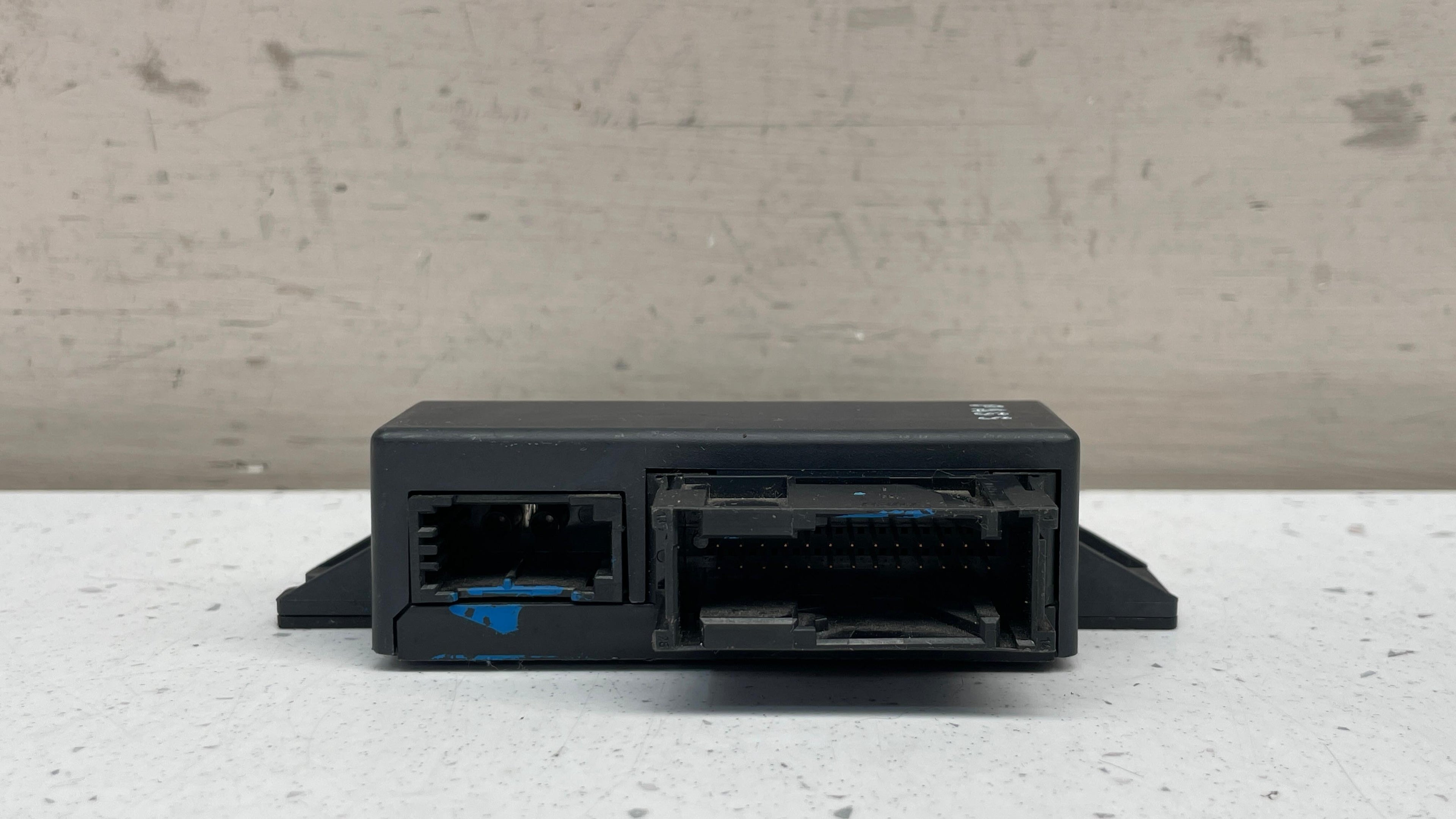 4L0907468 AUDI Q7 CAN BUS GATEWAY CONTROL MODULE