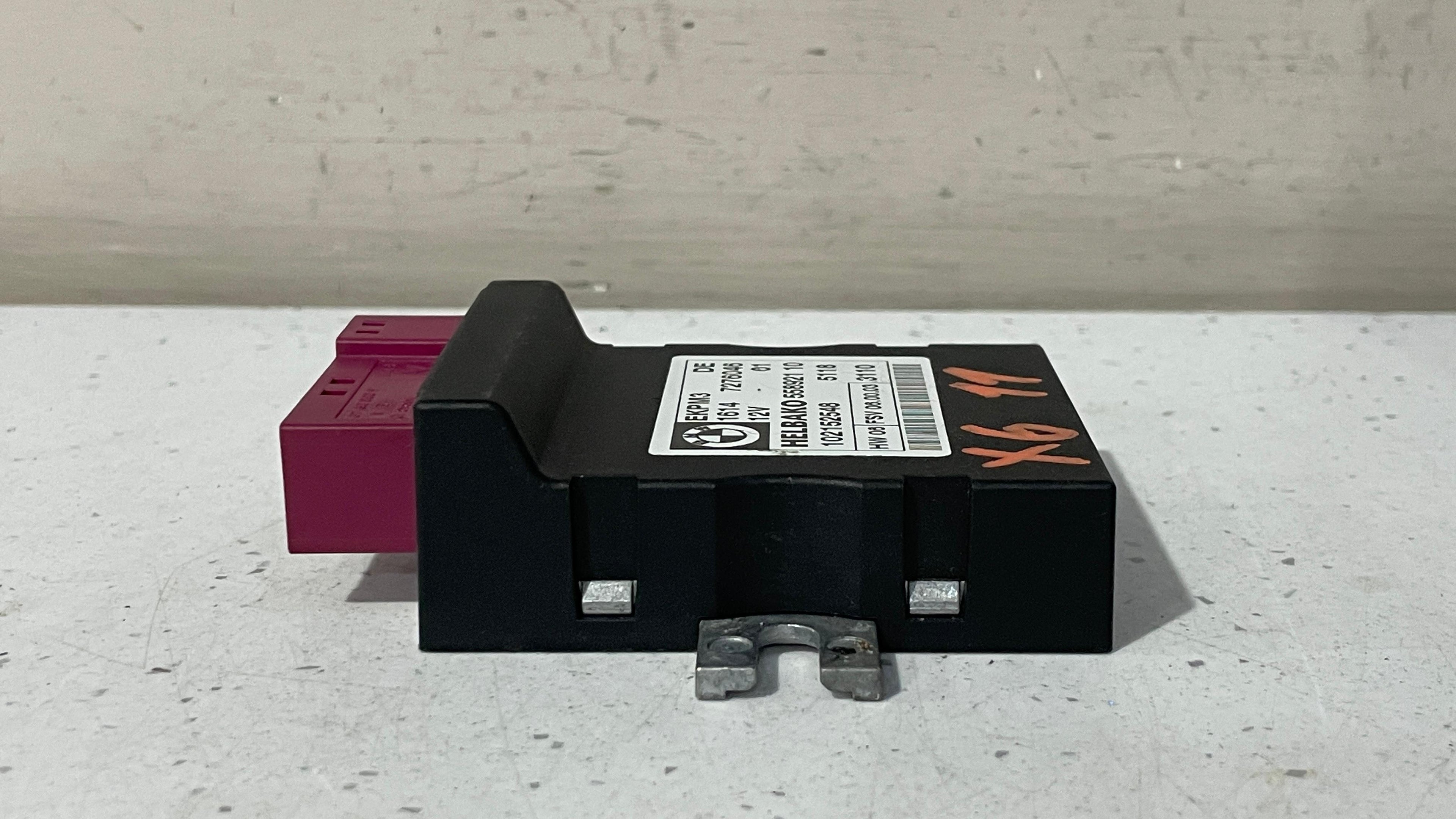 55892110  BMW  FUEL PUMP CONTROL