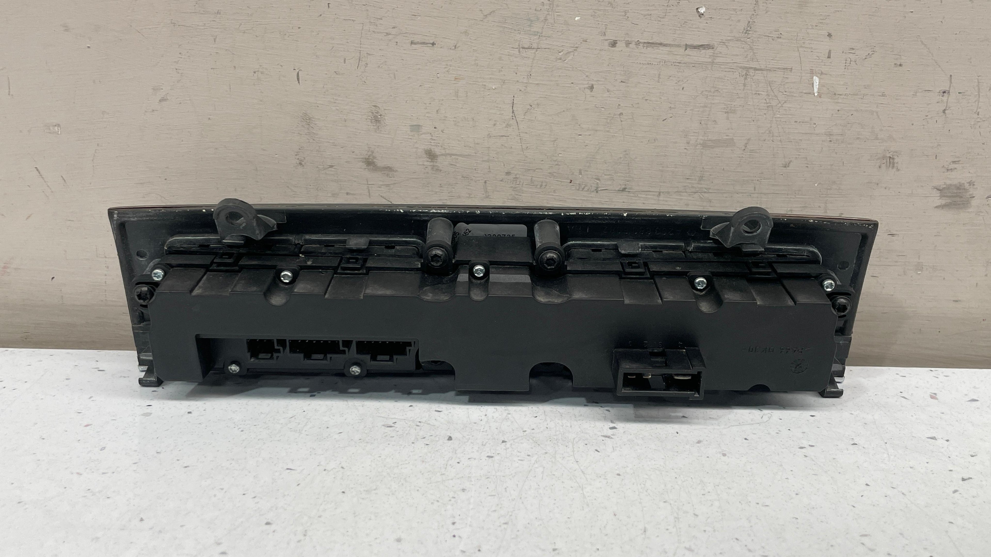 2038702910 MERCEDES W203 AC CLIMATE CONTROL PANEL