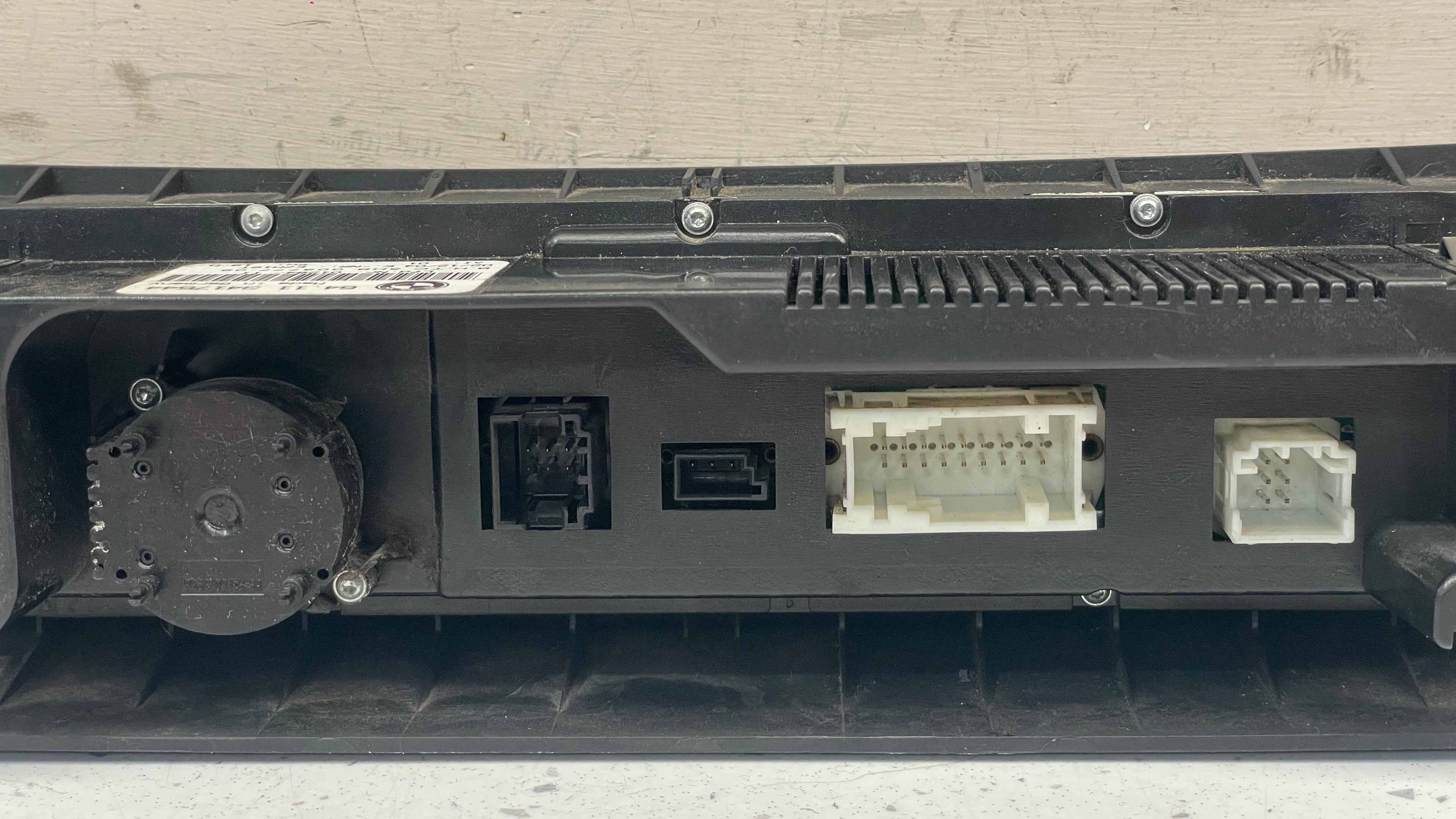 64113417544 BMW X3 HEATER CLIMATE CONTROL PANEL