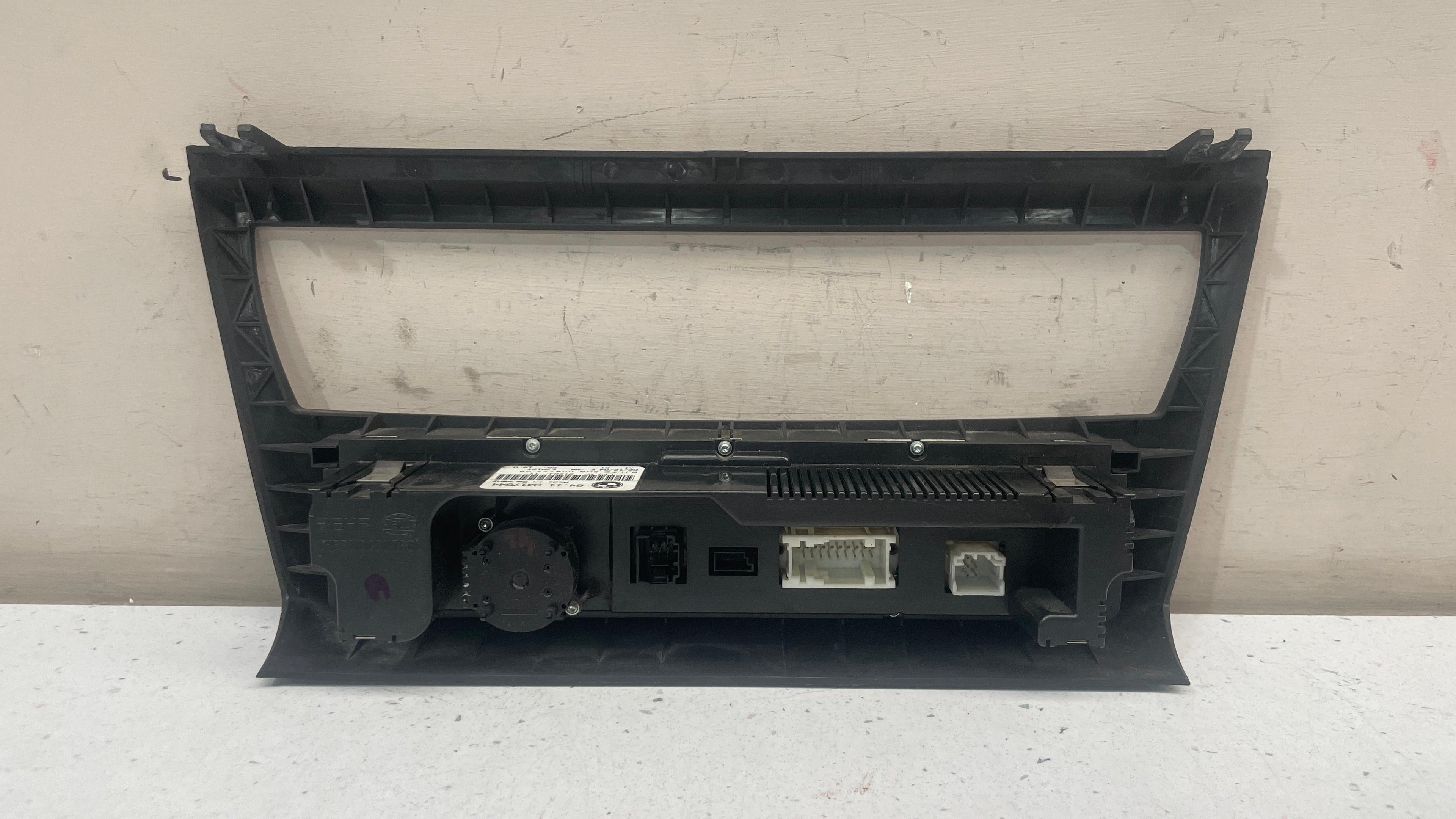 64113417544 BMW X3 HEATER CLIMATE CONTROL PANEL