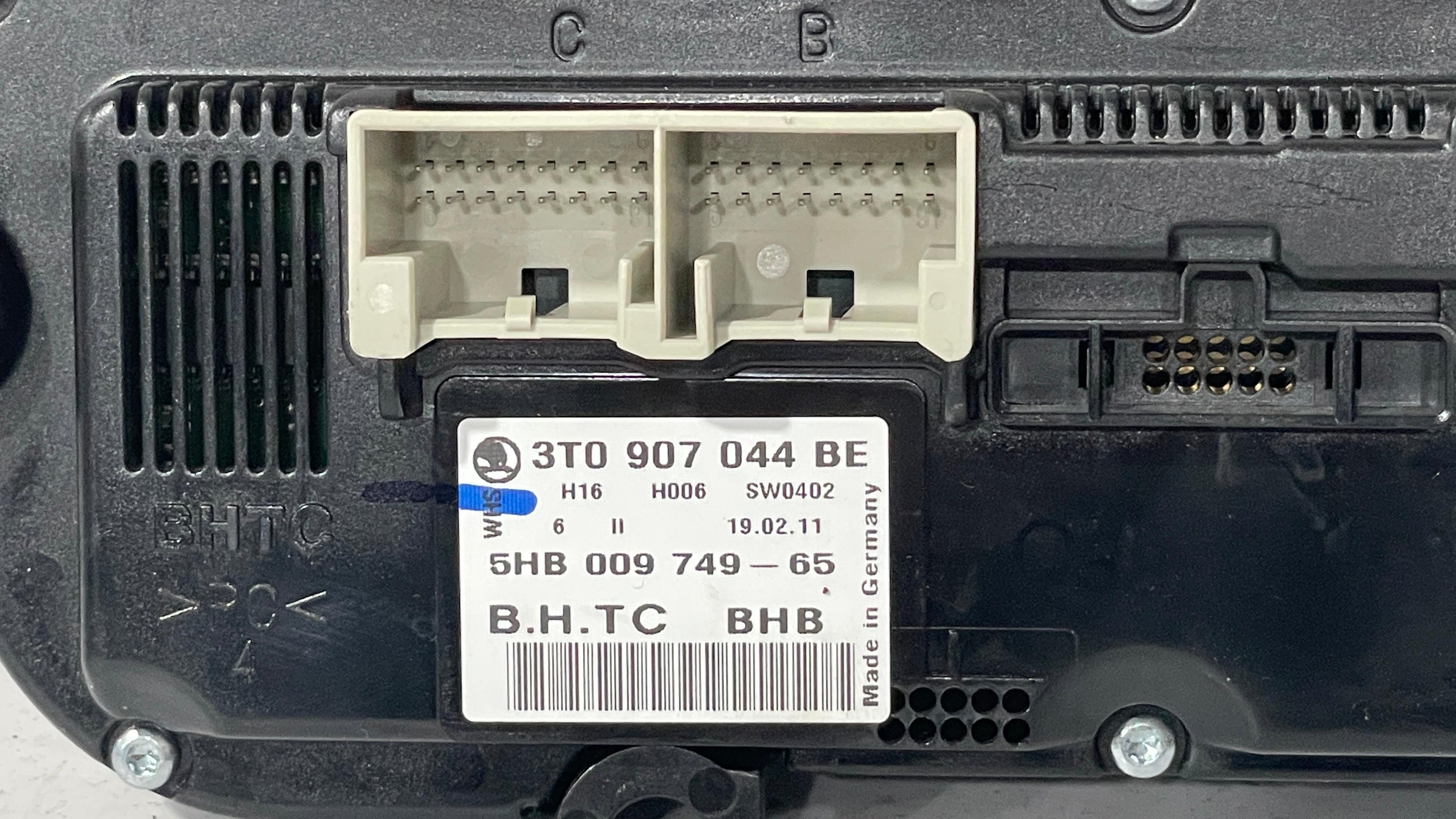3T0907044BE SKODA CLIMATE CONTROL PANEL SWO