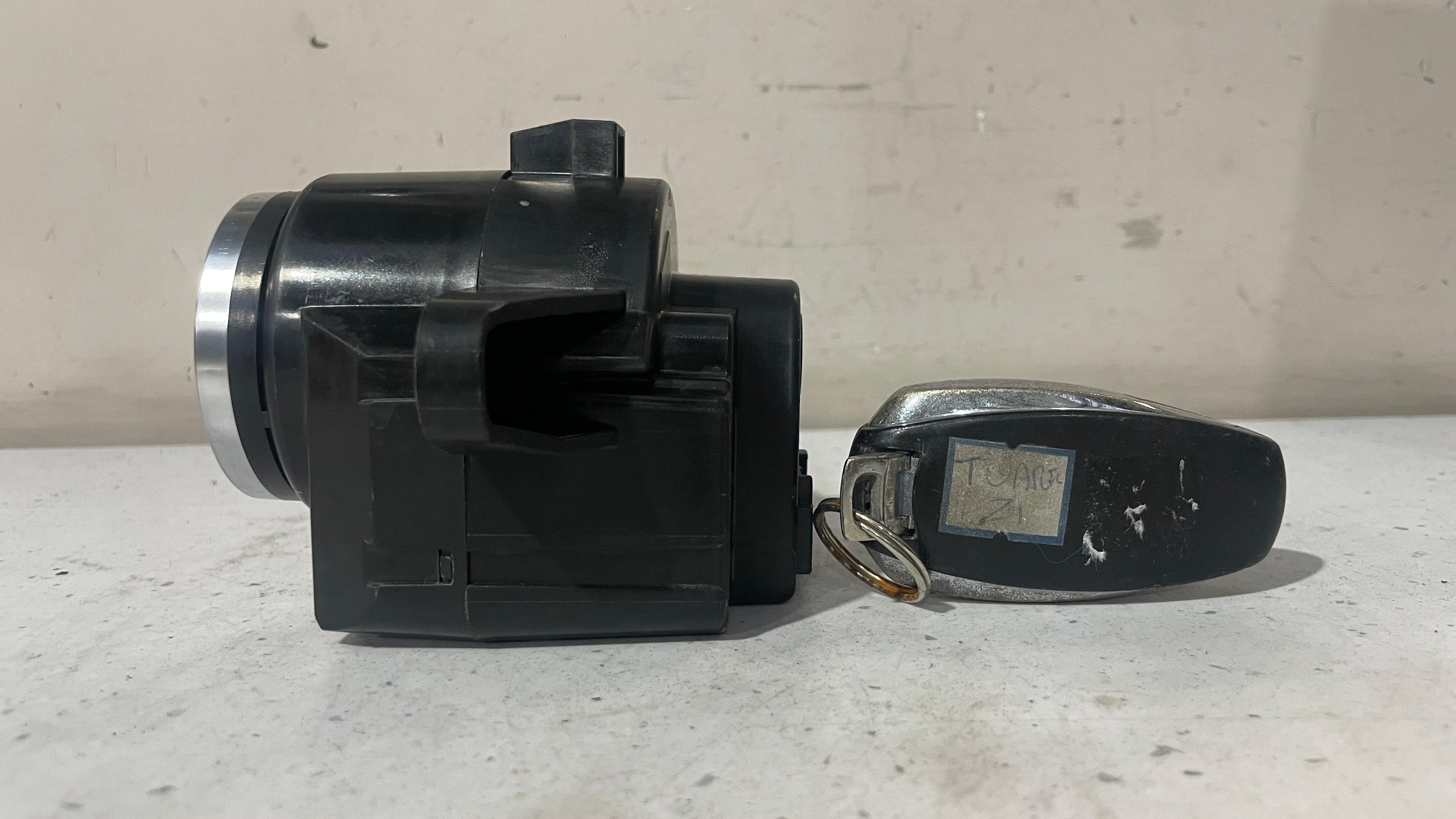 7P6905843 VOLKSWAGEN TOUAREG IGNITION SWITCH KEY